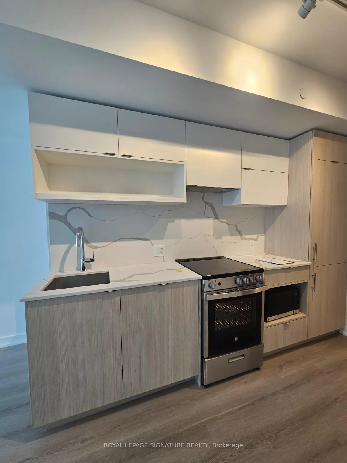 Photo 3 of Unit 1712, 100 Queen Street E, Toronto, Church-Yonge Corridor — HOMEH