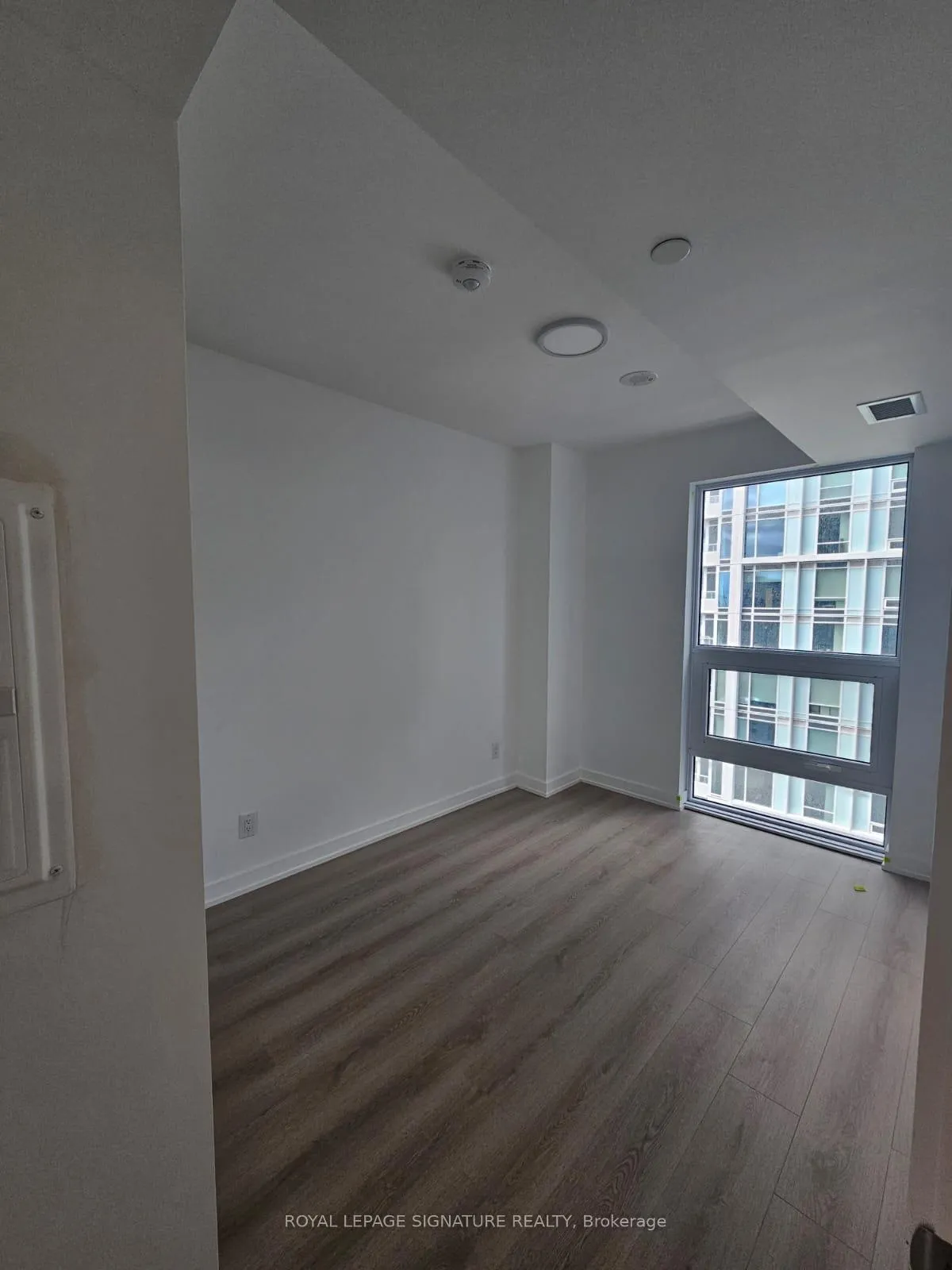 Photo 4 of Unit 1712, 100 Queen Street E, Toronto, Church-Yonge Corridor — HOMEH