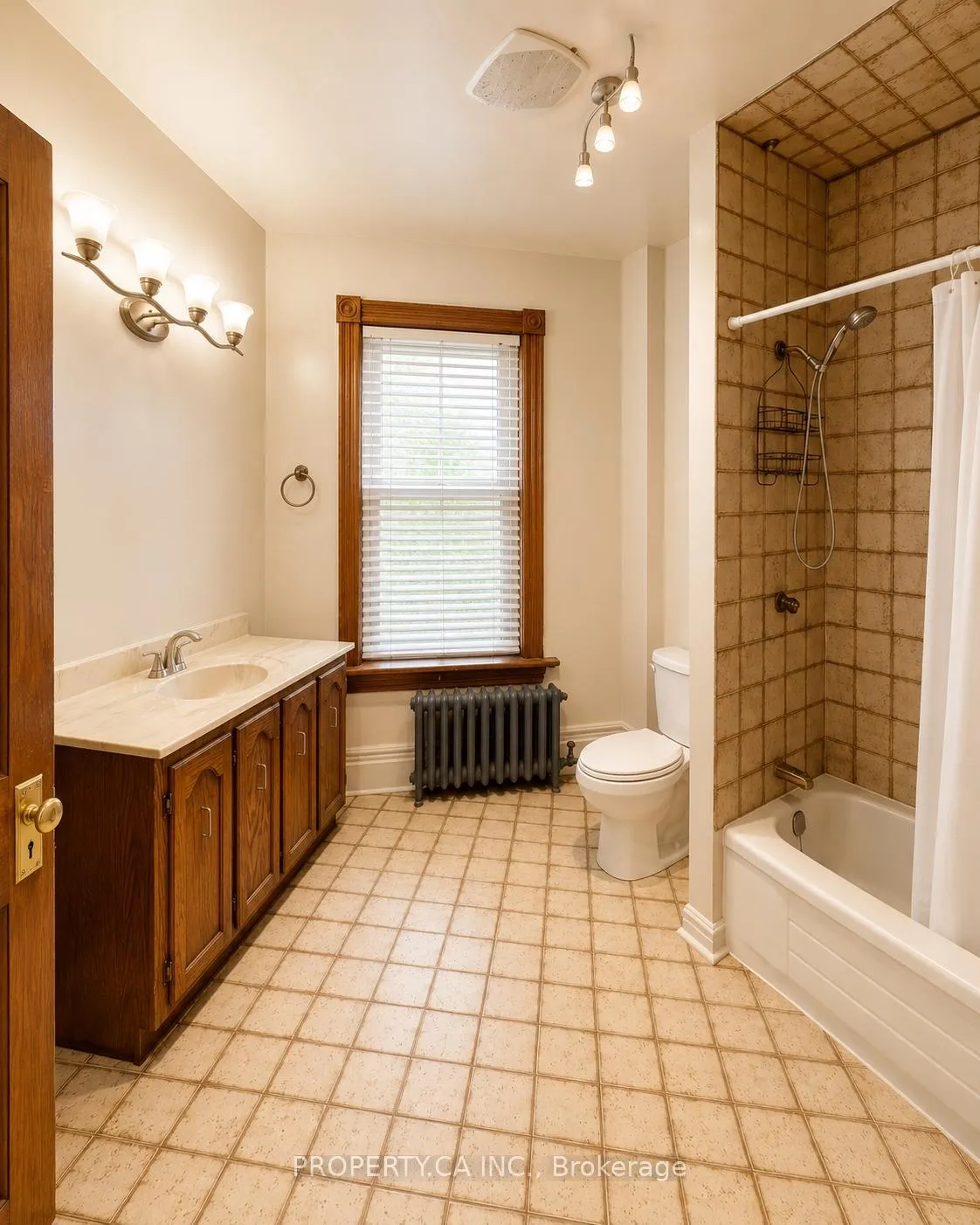 Photo 12 of 1462 Queen Street W, Toronto, South Parkdale — HOMEH