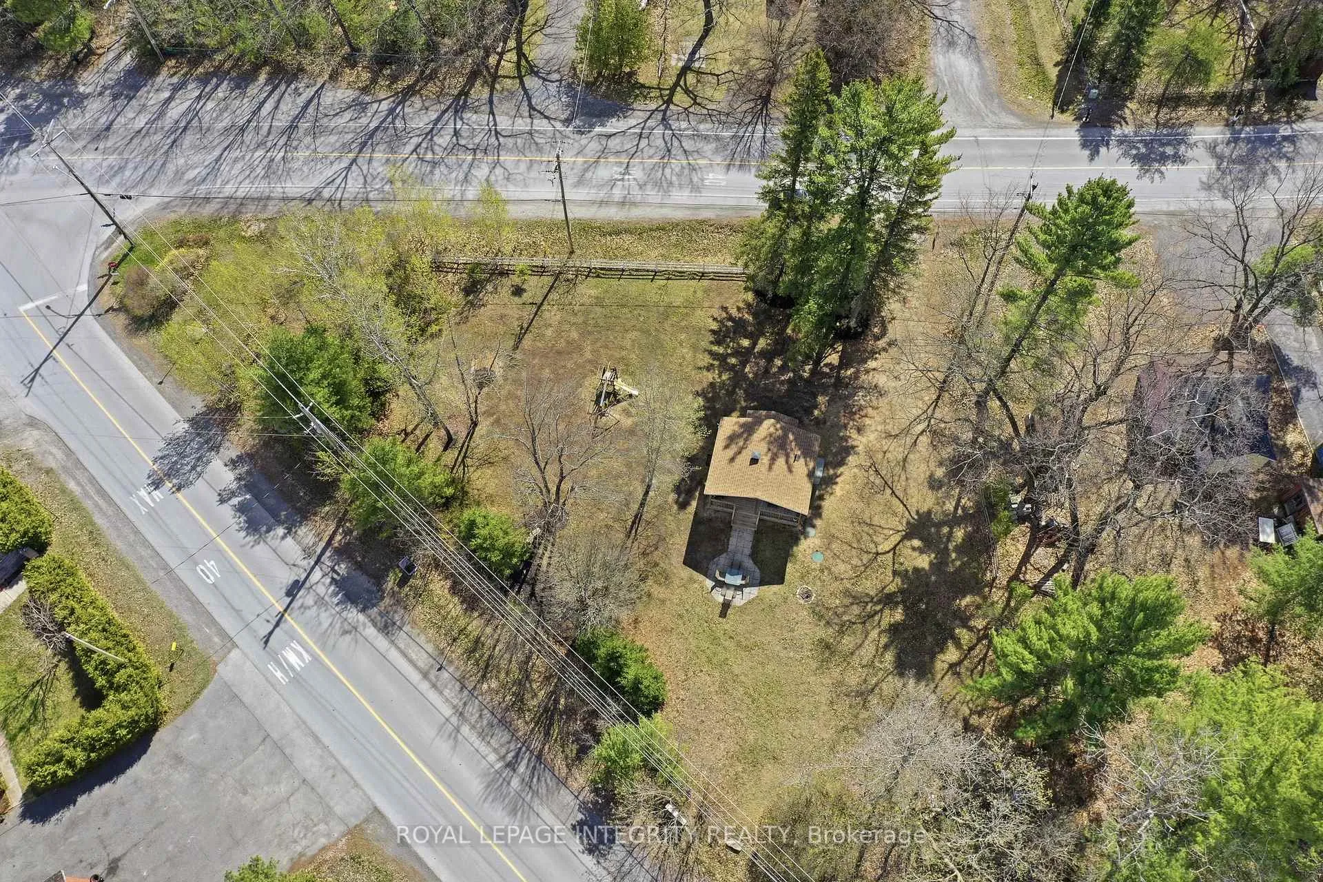 Photo 4 of 327 Bayview Drive, Ottawa, Constance Bay — HOMEH