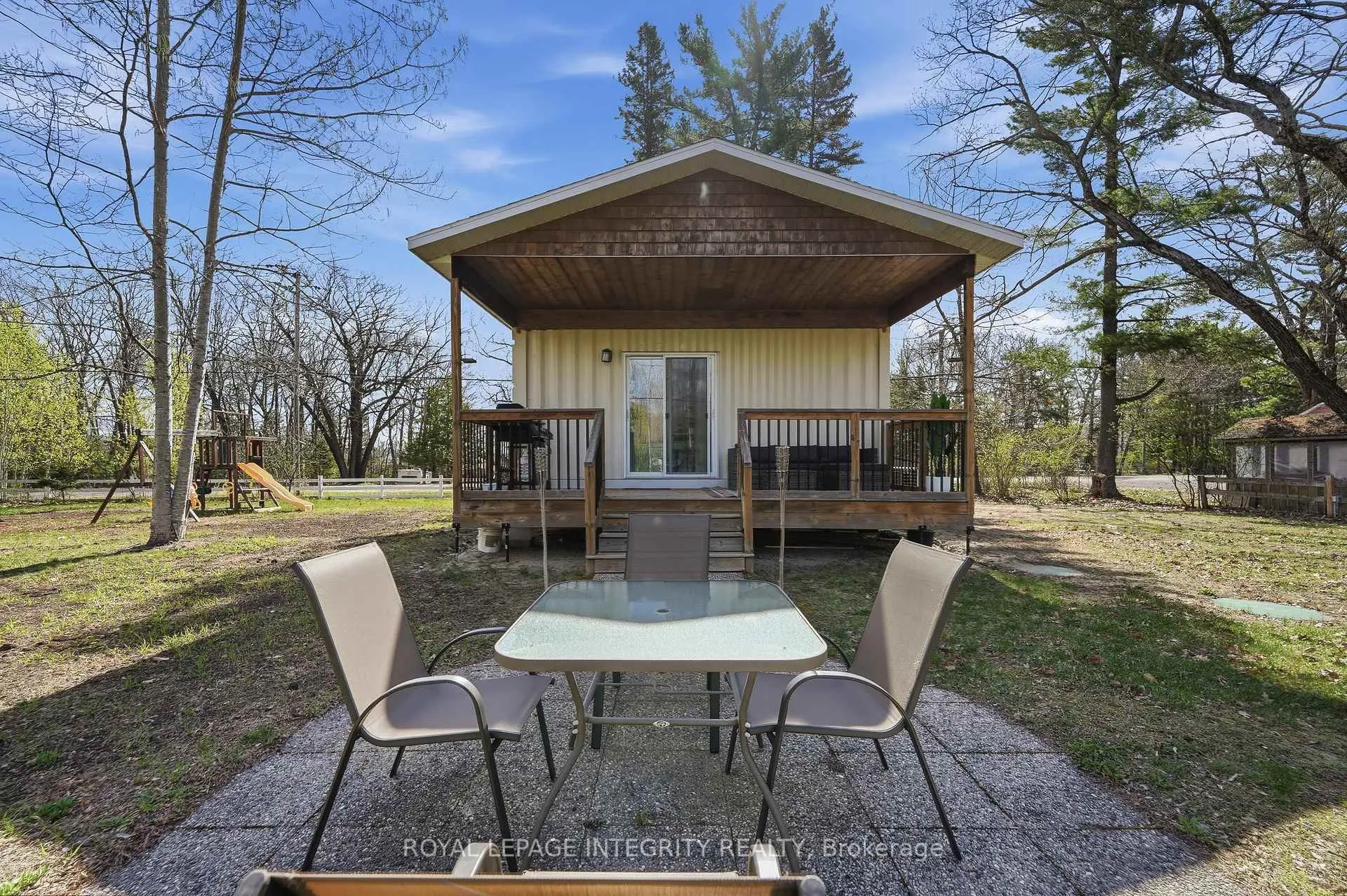 Photo 16 of 327 Bayview Drive, Ottawa, Constance Bay — HOMEH