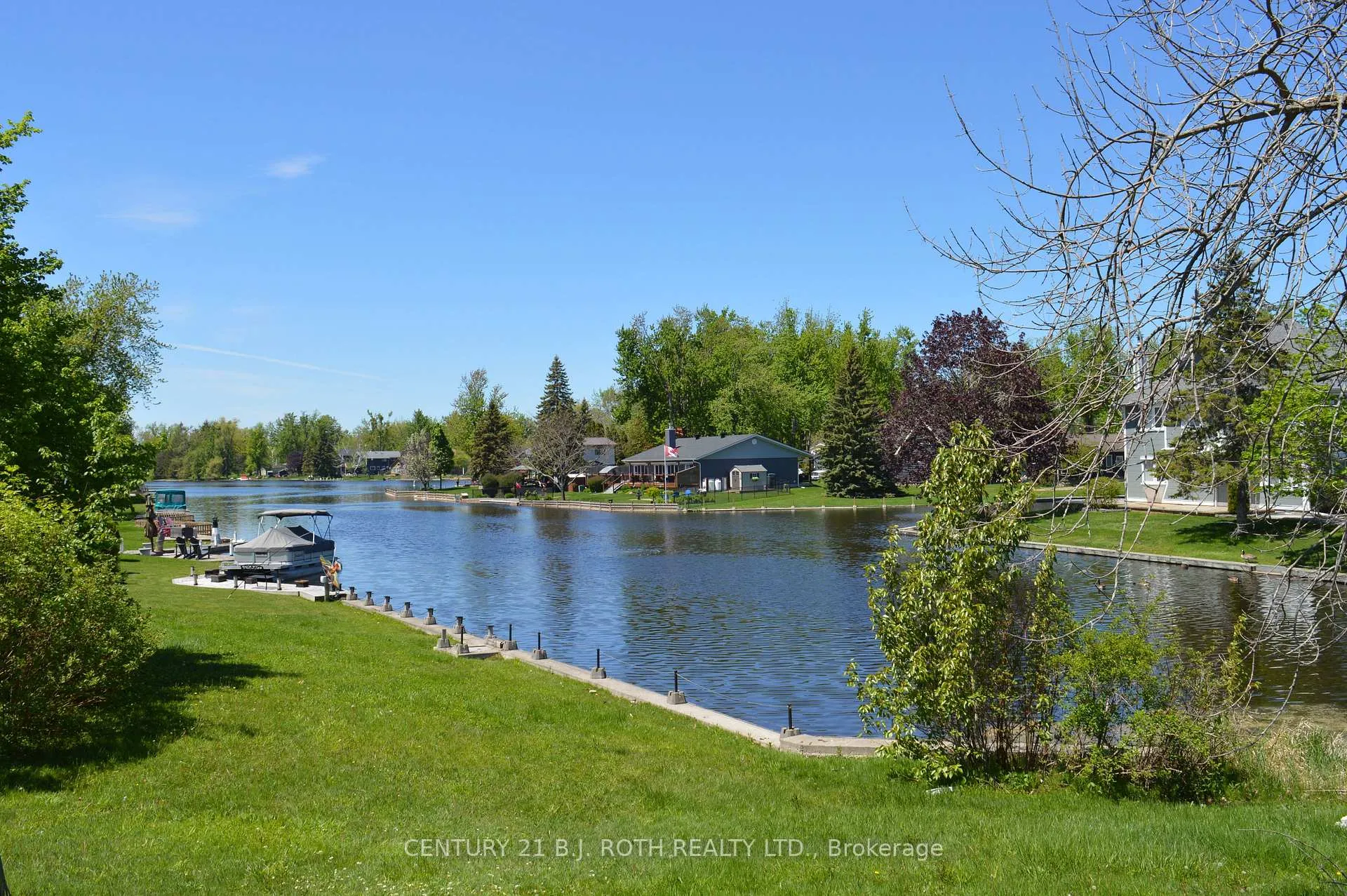 Photo 2 of 86 Simcoe Road, Ramara, Rural Ramara — HOMEH