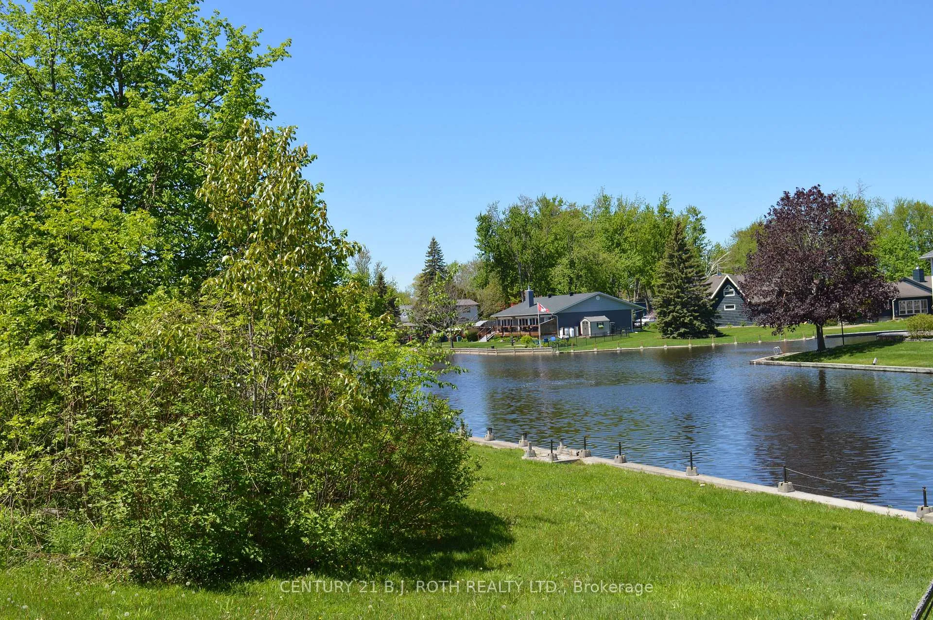Photo 3 of 86 Simcoe Road, Ramara, Rural Ramara — HOMEH
