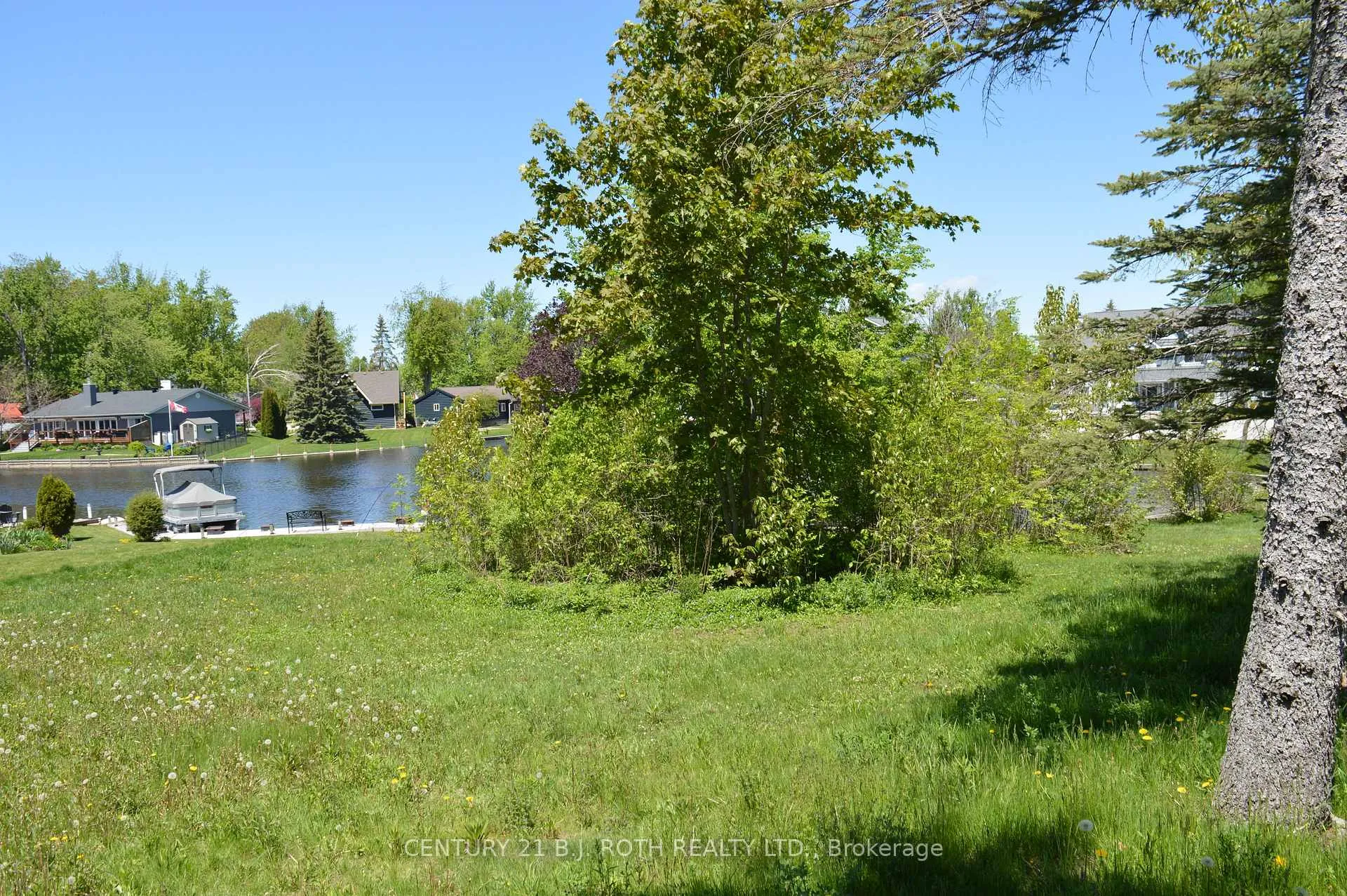 Photo 4 of 86 Simcoe Road, Ramara, Rural Ramara — HOMEH