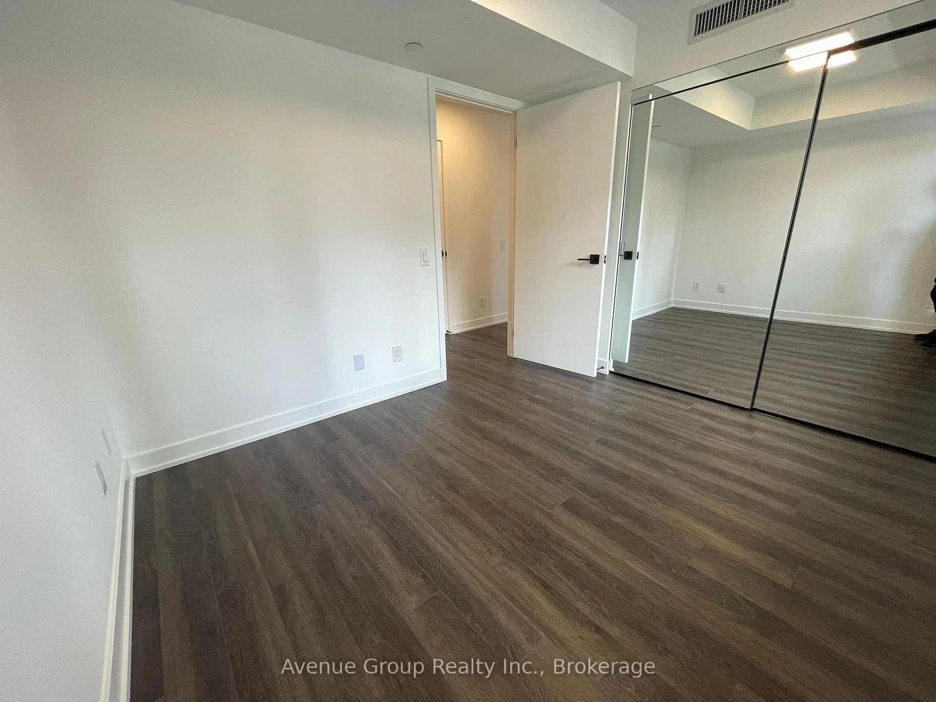 Photo 7 of Unit 1203, 609 Sherbourne Street, Toronto, North St. James Town — HOMEH