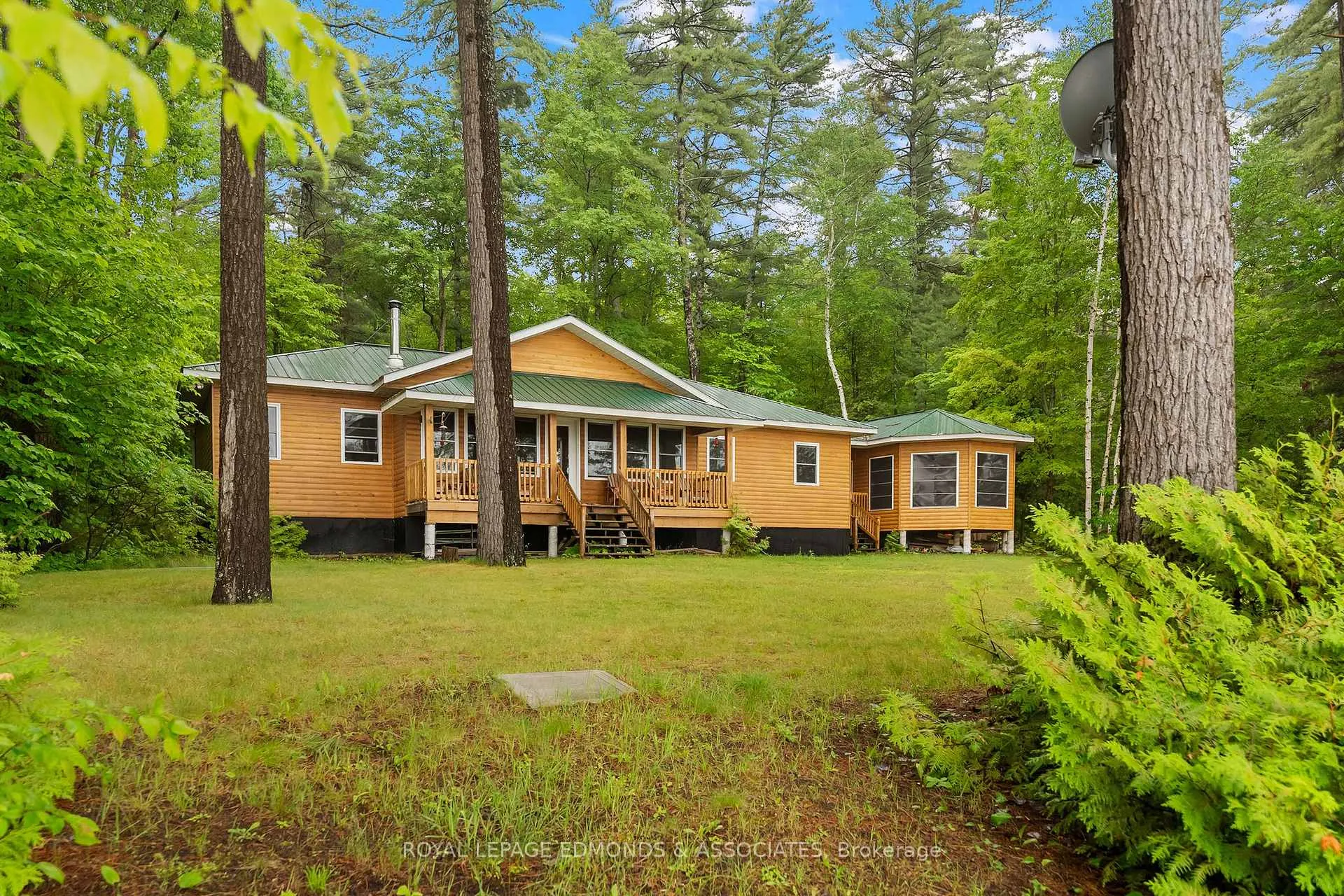 Photo 3 of 416 Rocky Point Drive, Bonnechere Valley, Eganville/Bonnechere Twp — HOMEH