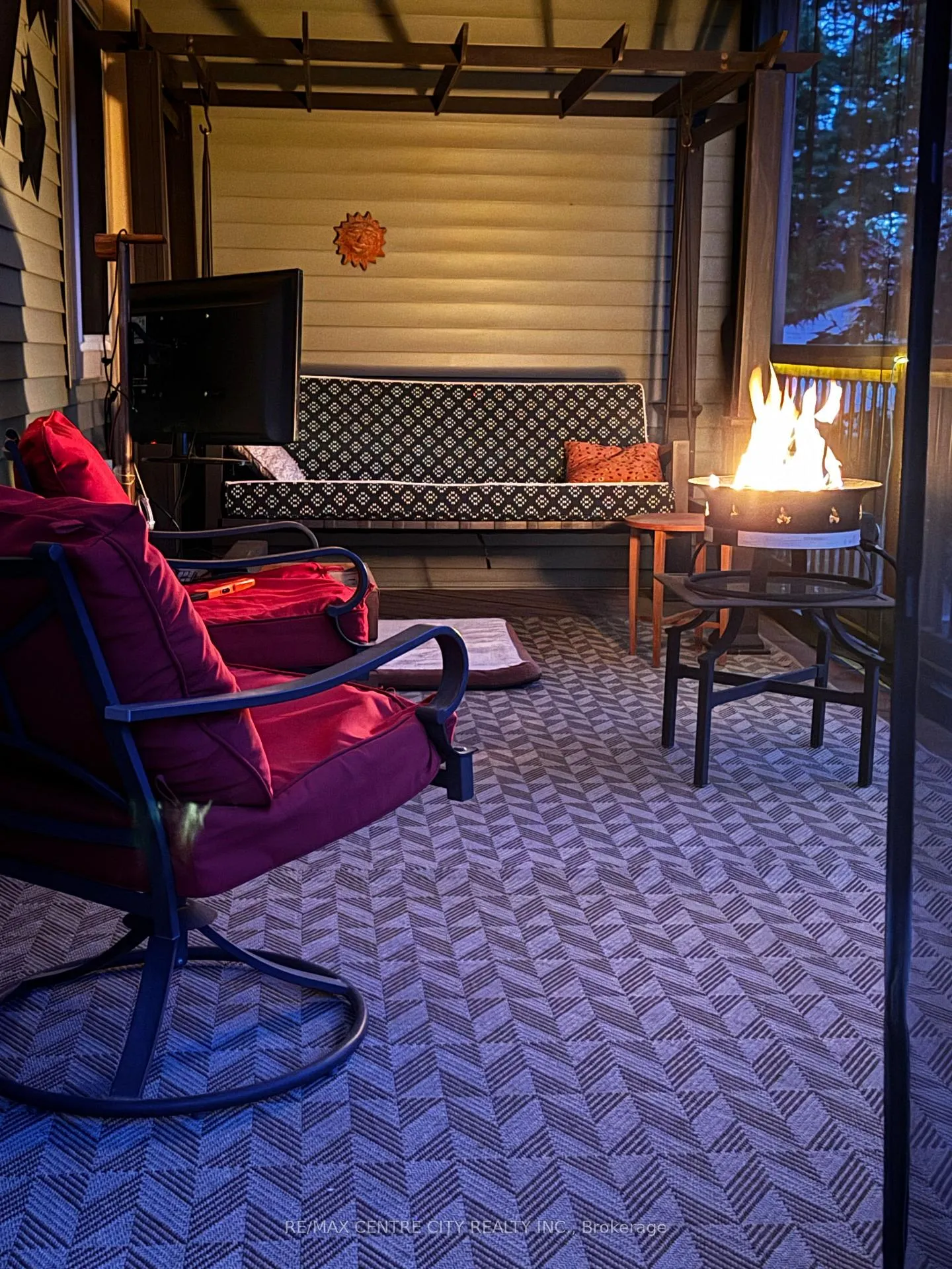 Photo 7 of 26 Oak Street, Bayham, Vienna — HOMEH