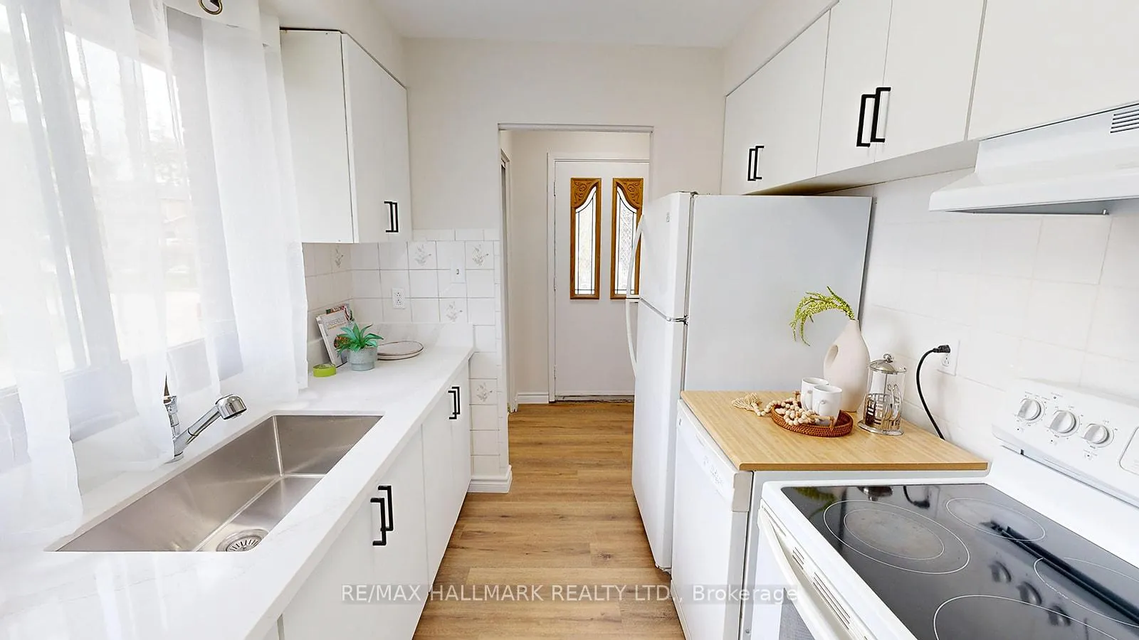 Photo 8 of 6197 Kingston Road, Scarborough, Centennial Scarborough — HOMEH
