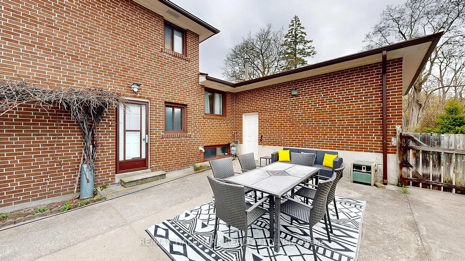 Photo 36 of 6197 Kingston Road, Scarborough, Centennial Scarborough — HOMEH