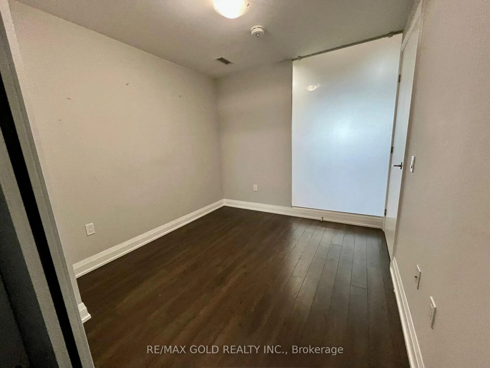 Photo 10 of Unit 815, 4800 Highway 7, Vaughan, East Woodbridge — HOMEH
