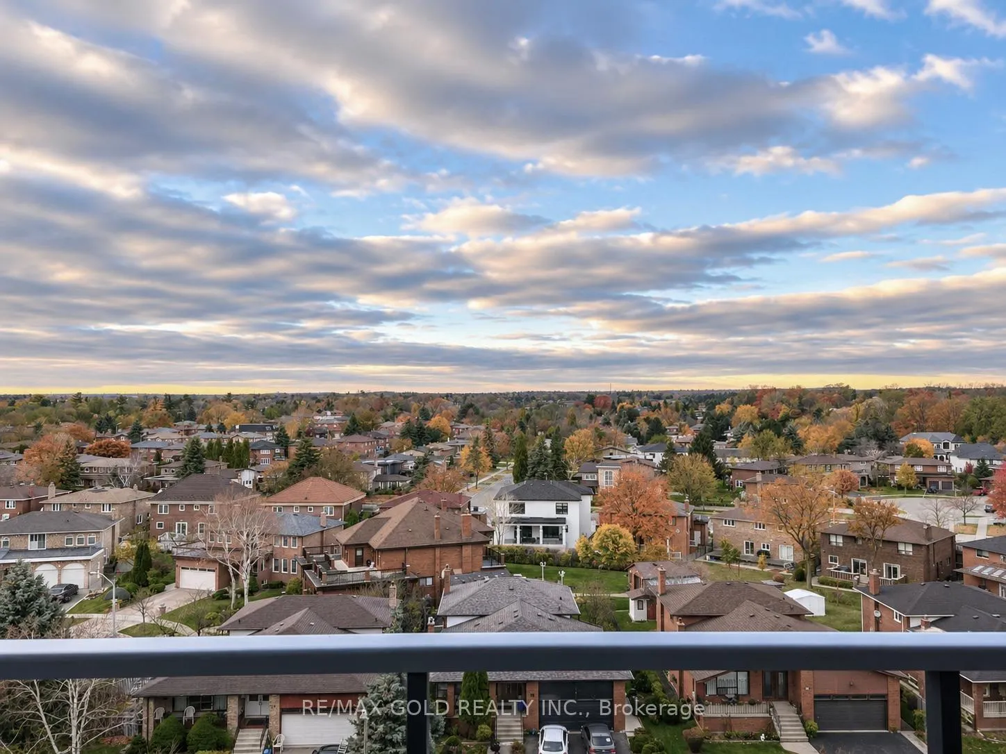 Photo 13 of Unit 815, 4800 Highway 7, Vaughan, East Woodbridge — HOMEH