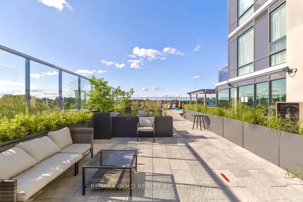 Photo 22 of Unit 815, 4800 Highway 7, Vaughan, East Woodbridge — HOMEH