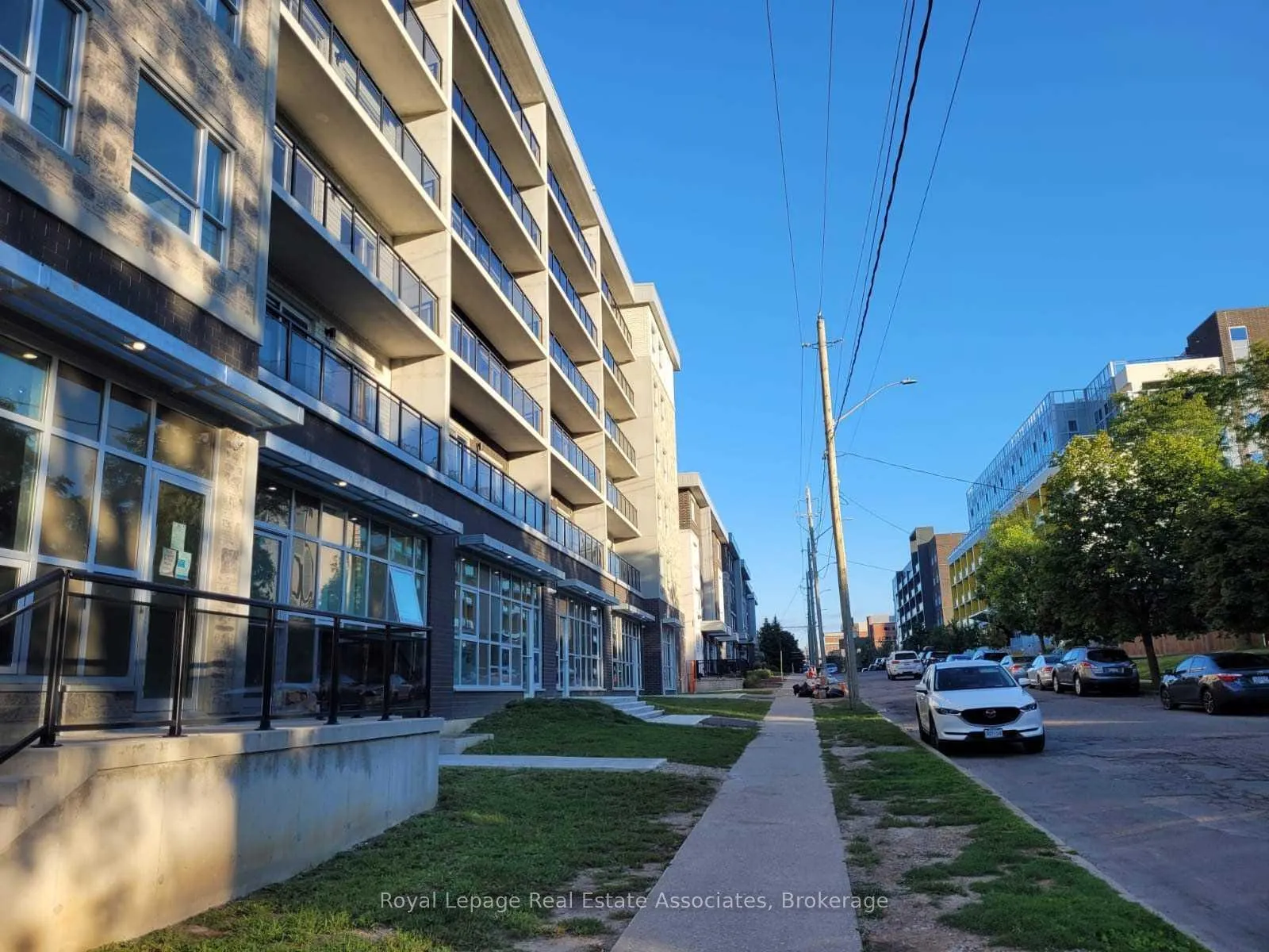 Front of Unit F-306, 275 Larch Street