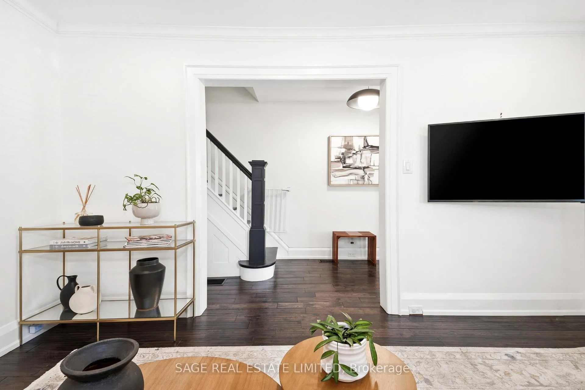 Photo 3 of 44 Pepler Avenue, Toronto, East York — HOMEH