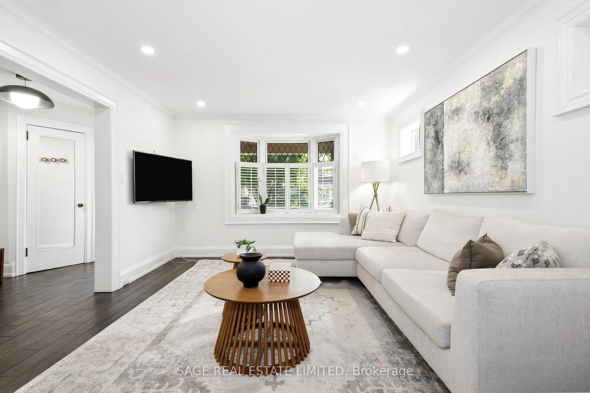 Photo 4 of 44 Pepler Avenue, Toronto, East York — HOMEH