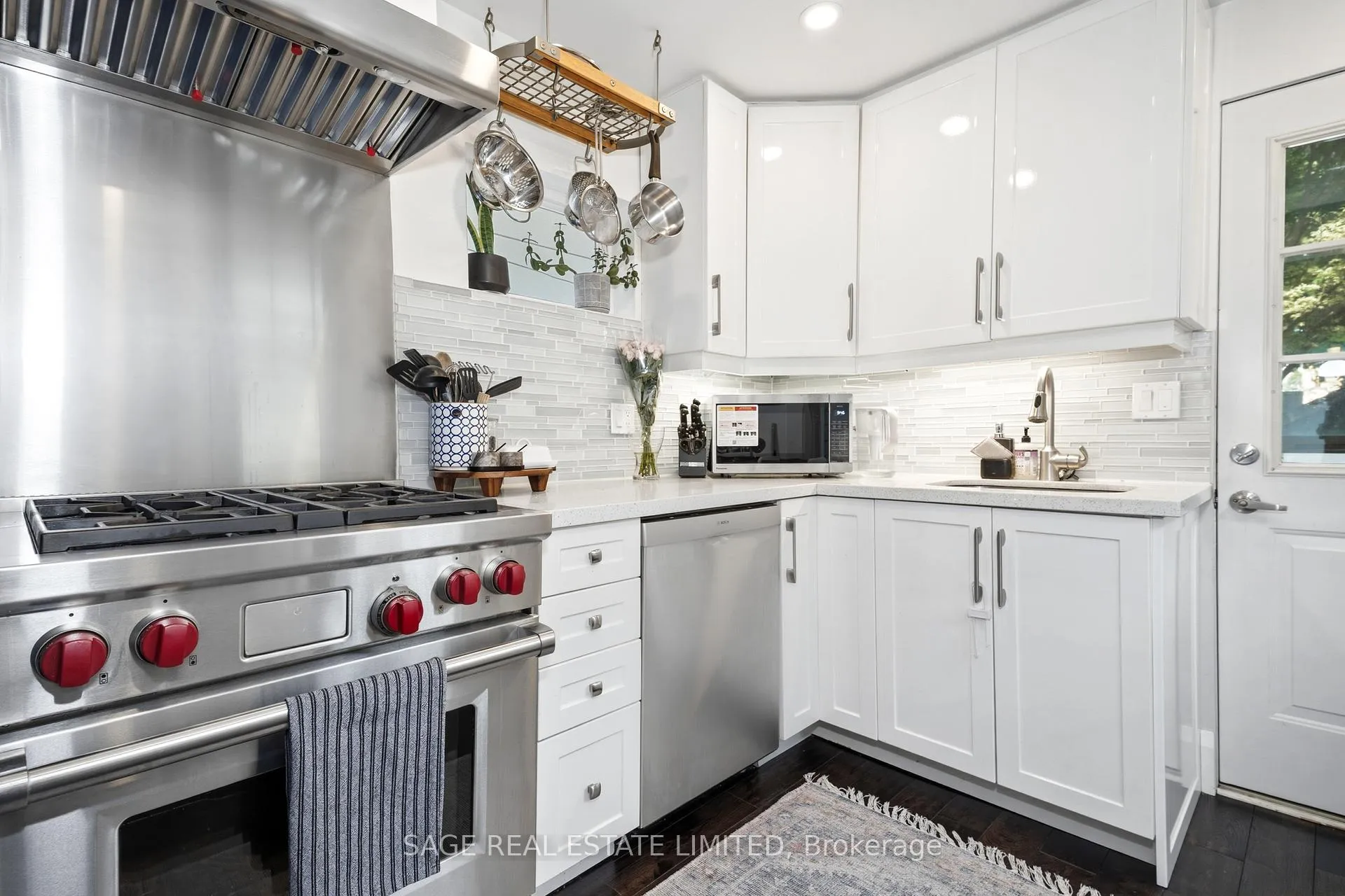 Photo 9 of 44 Pepler Avenue, Toronto, East York — HOMEH