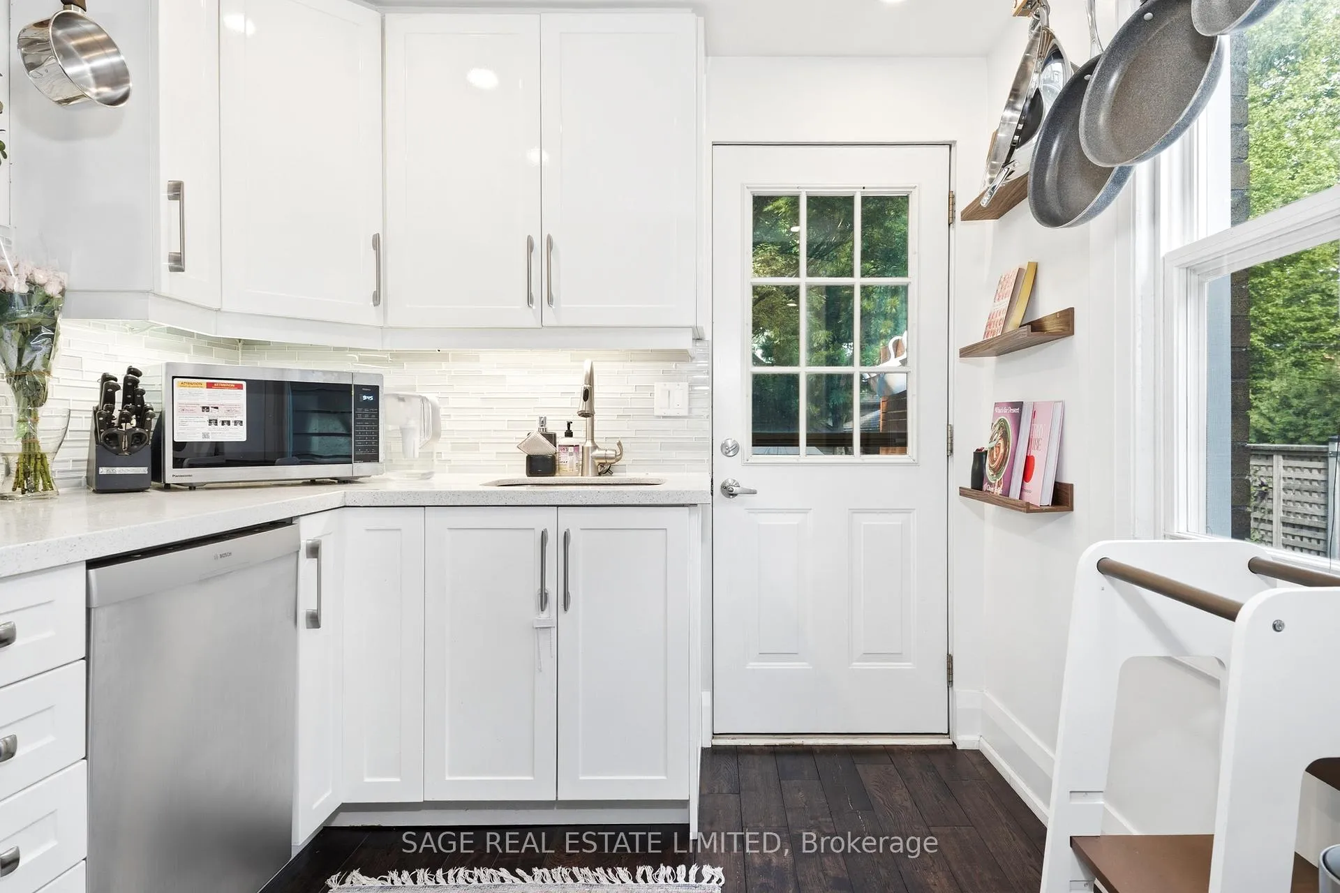Photo 10 of 44 Pepler Avenue, Toronto, East York — HOMEH