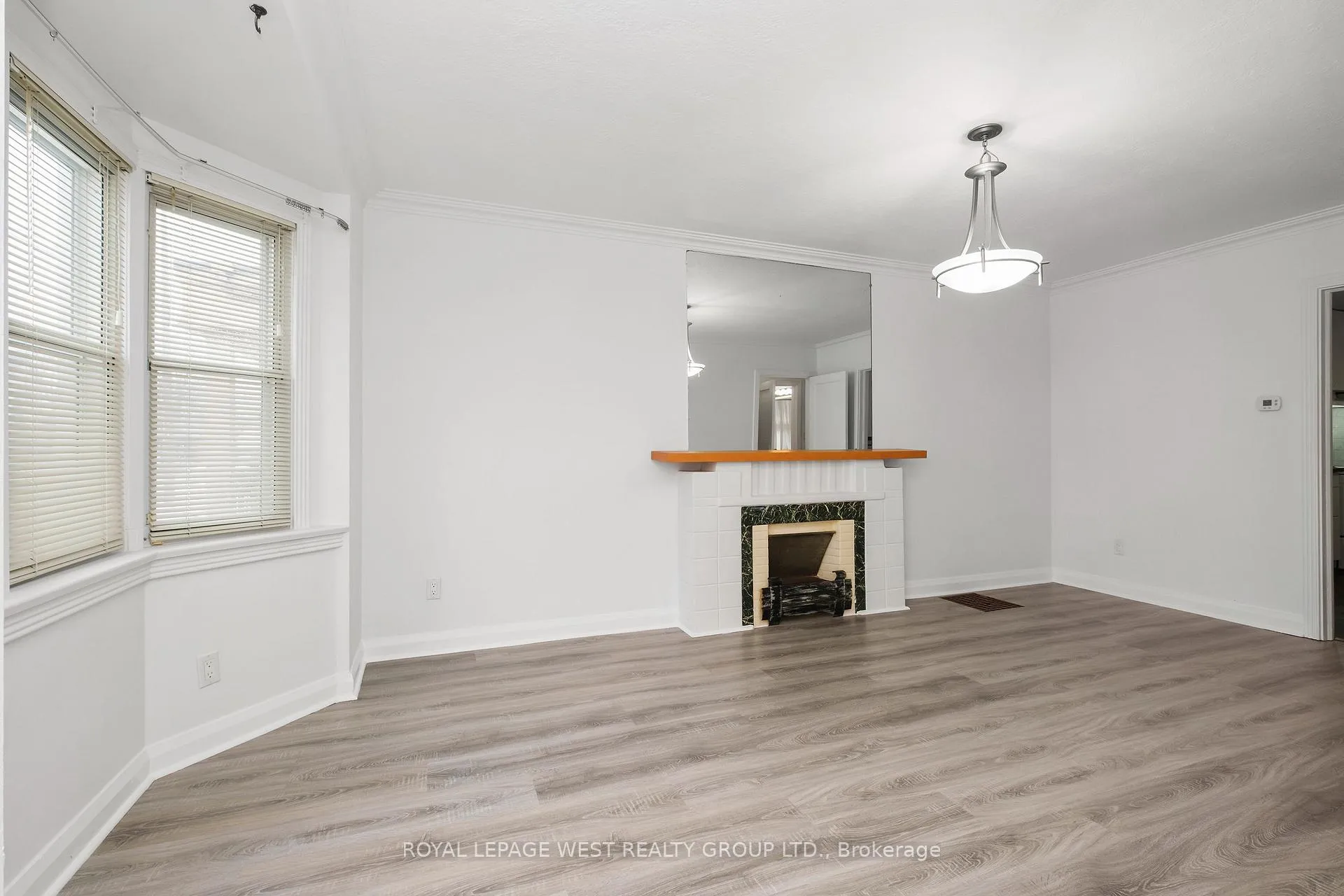 Photo 11 of 24 Barker Avenue, Toronto, Danforth Village-East York — HOMEH