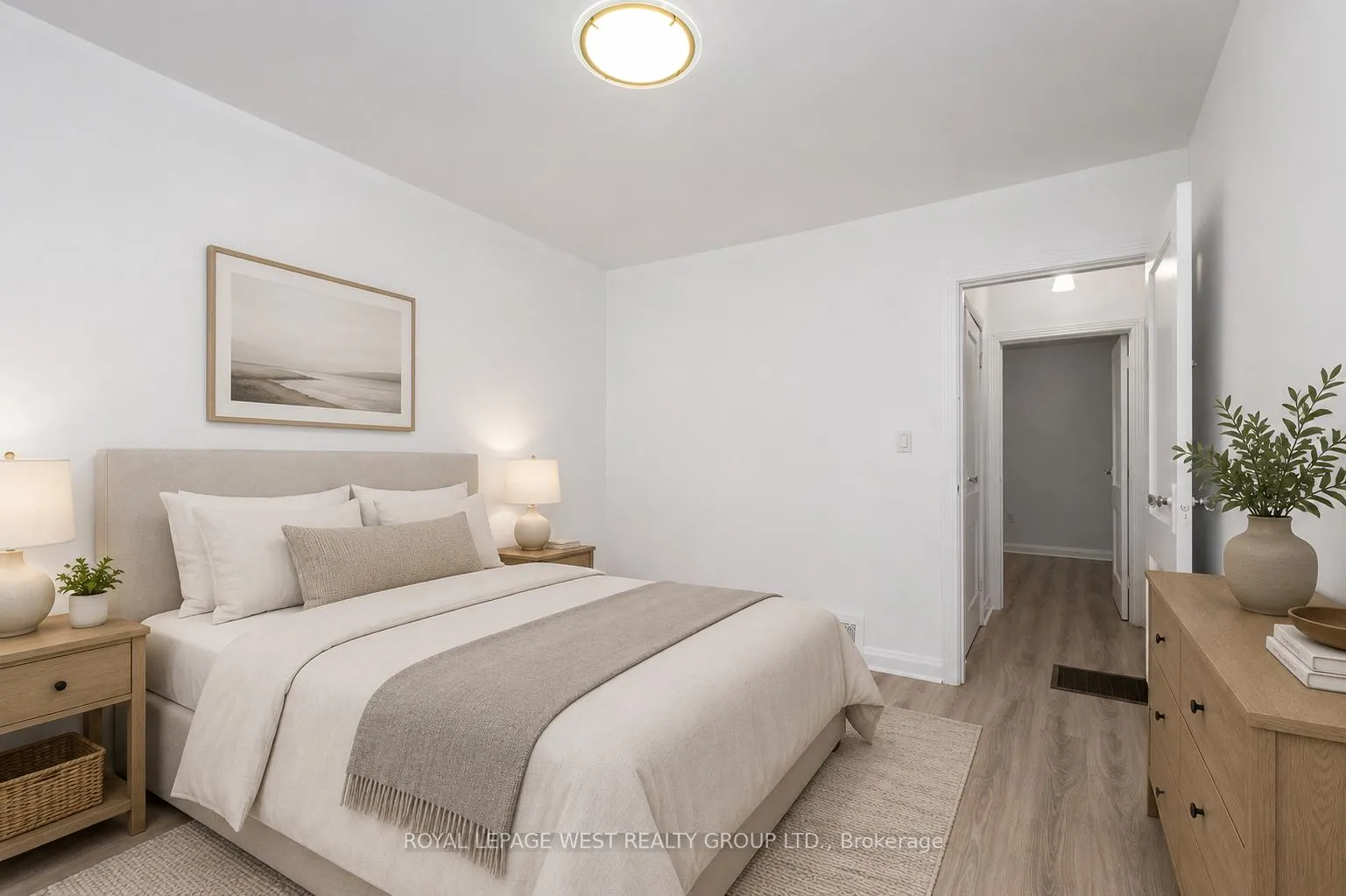 Photo 19 of 24 Barker Avenue, Toronto, Danforth Village-East York — HOMEH