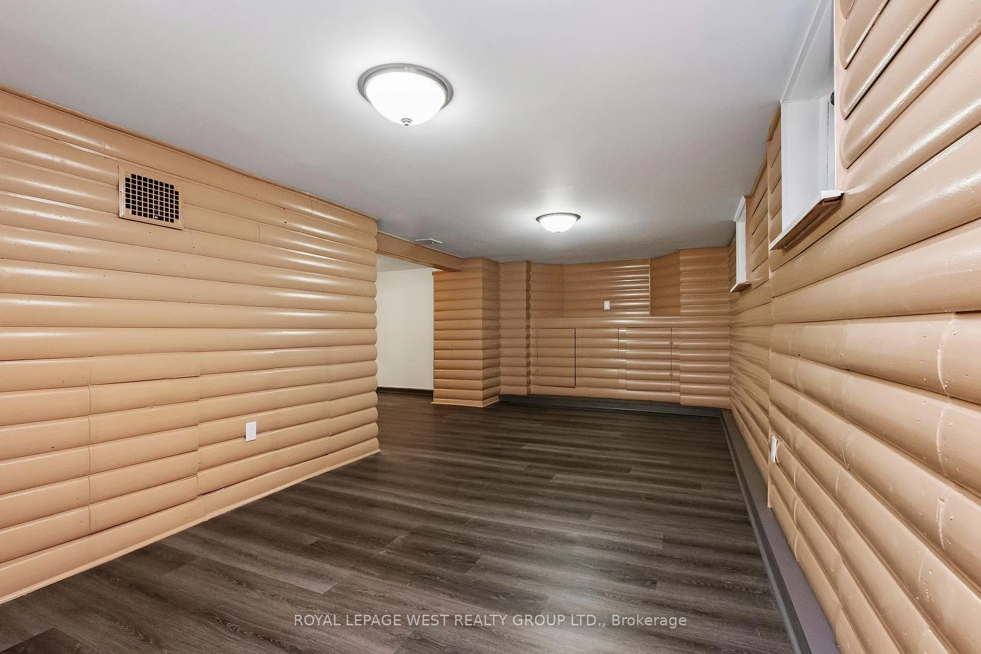 Photo 37 of 24 Barker Avenue, Toronto, Danforth Village-East York — HOMEH