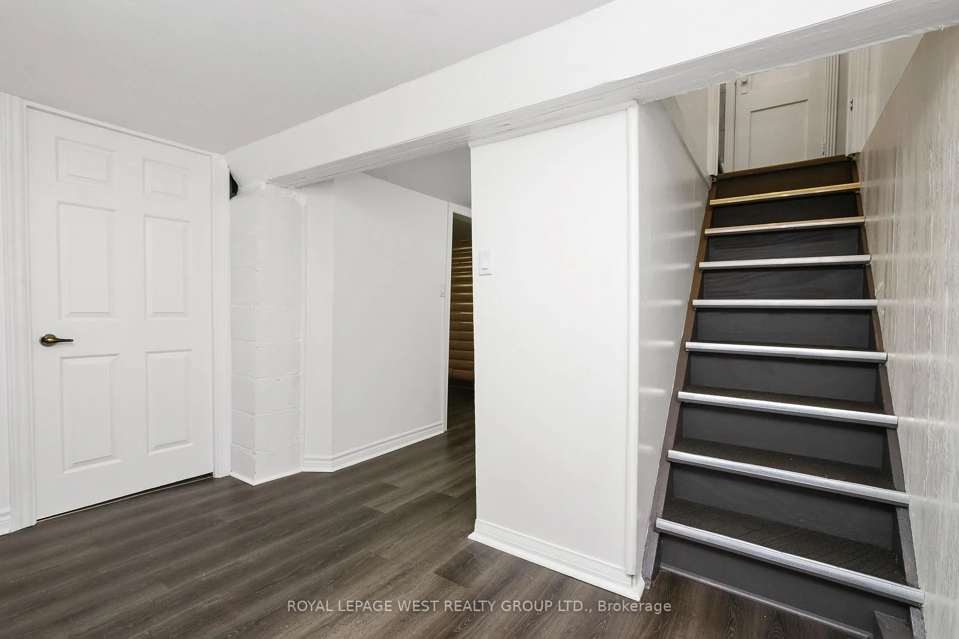 Photo 38 of 24 Barker Avenue, Toronto, Danforth Village-East York — HOMEH