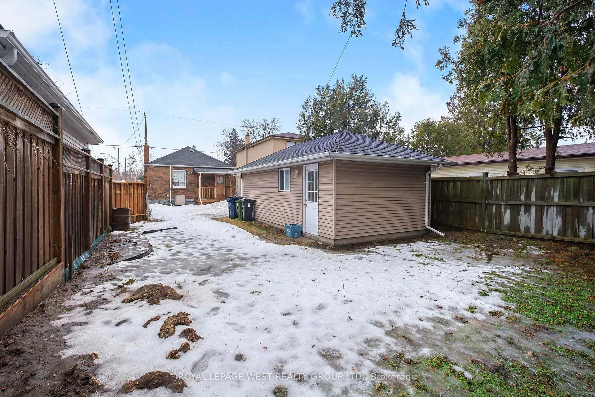 Photo 42 of 24 Barker Avenue, Toronto, Danforth Village-East York — HOMEH