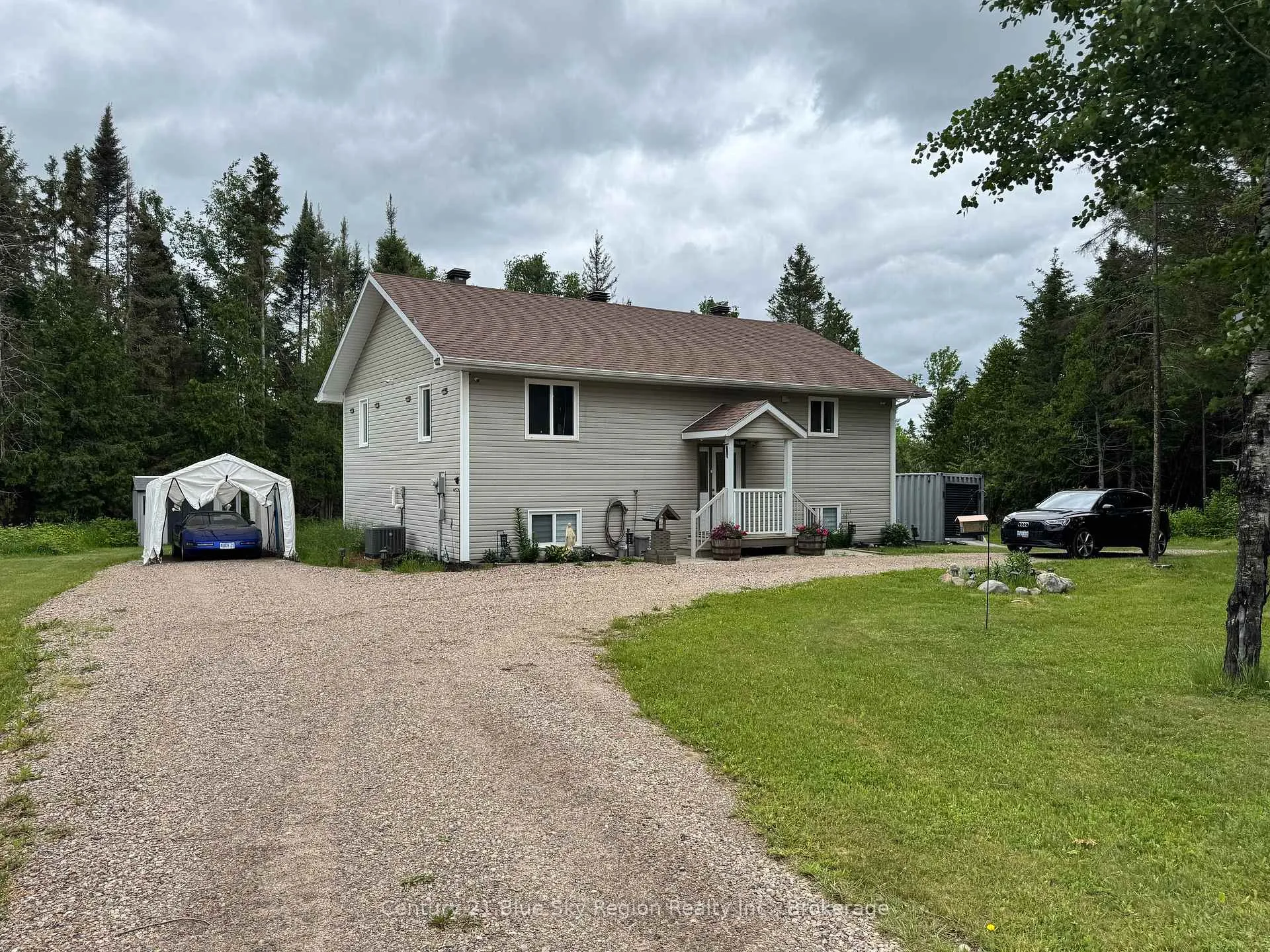 Photo of 2161 Papineau Road