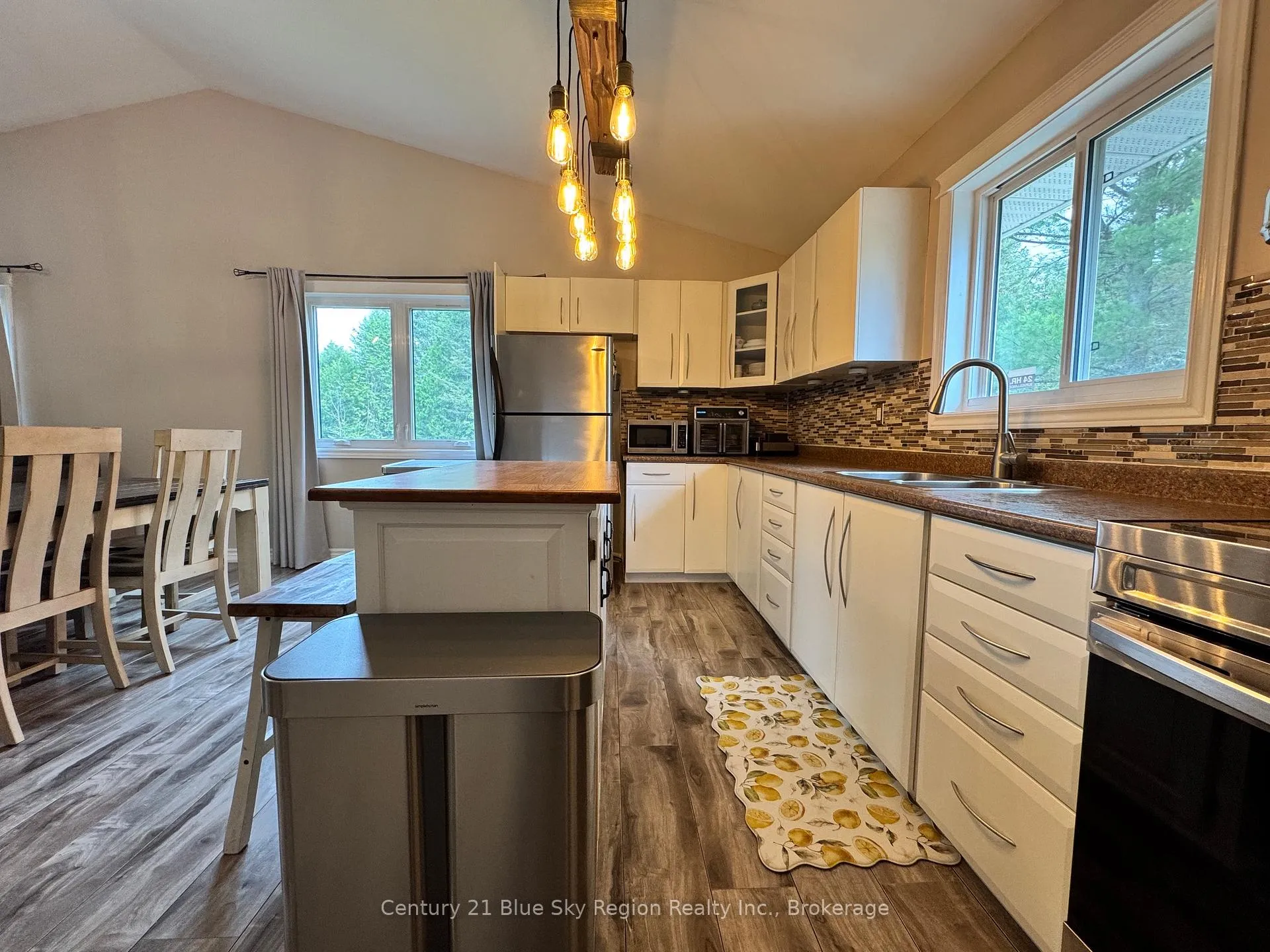 Photo 7 of 2161 Papineau Road, Papineau-Cameron, Papineau Cameron — HOMEH