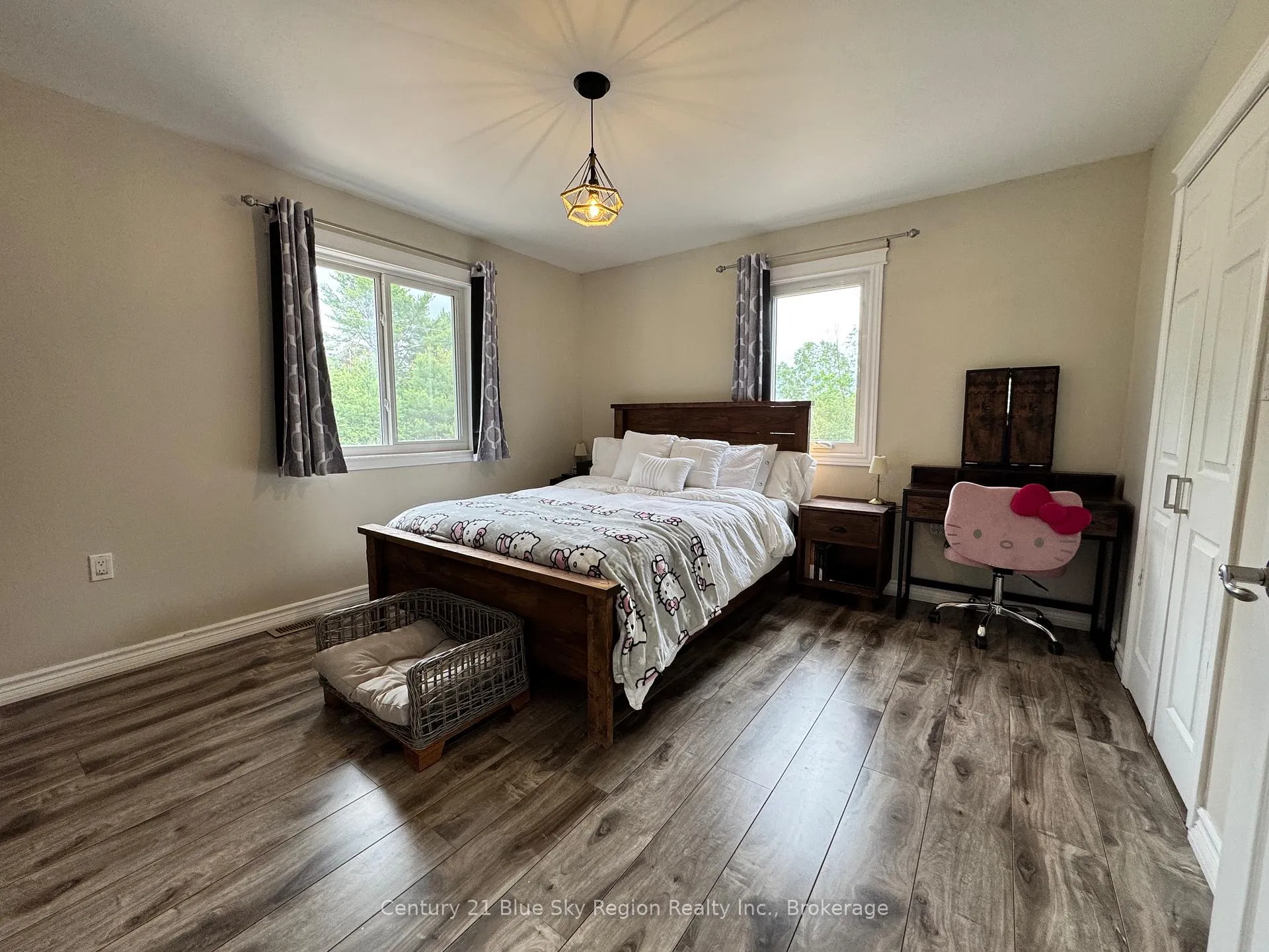 Photo 9 of 2161 Papineau Road, Papineau-Cameron, Papineau Cameron — HOMEH