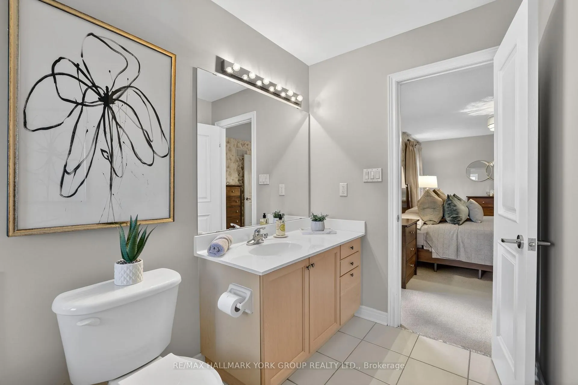 Photo 46 of 260 Willis Drive, Aurora, Aurora Highlands — HOMEH