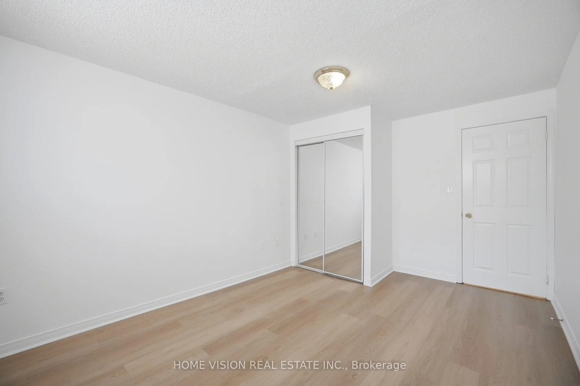Photo 14 of Unit Bsmt, 31 Wildsky Road, Brampton, Fletcher's Creek South — HOMEH