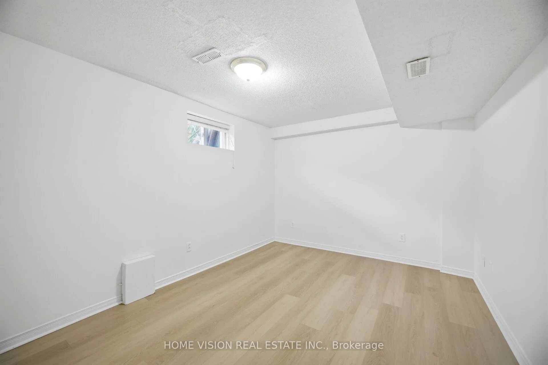 Photo 15 of Unit Bsmt, 31 Wildsky Road, Brampton, Fletcher's Creek South — HOMEH