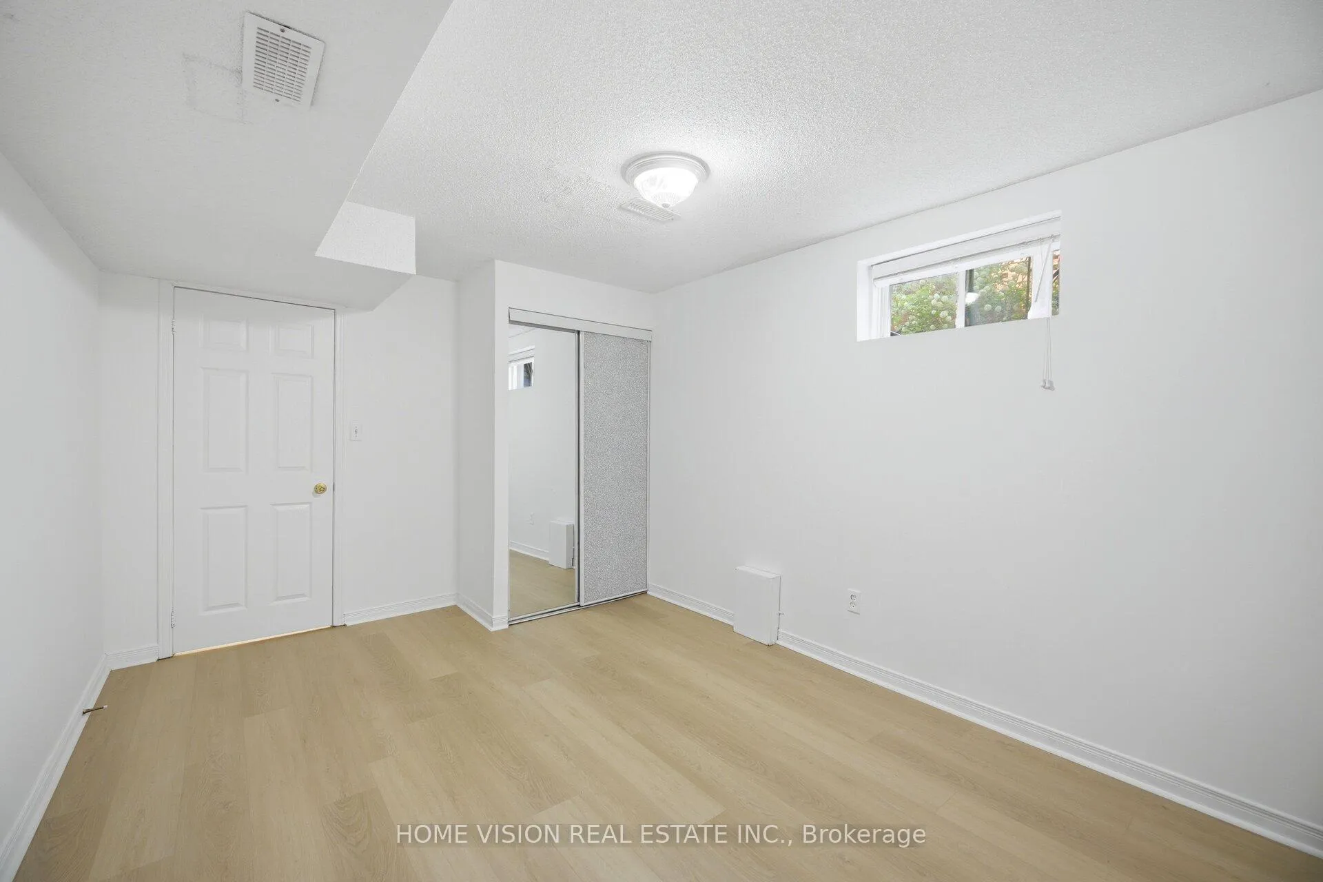 Photo 16 of Unit Bsmt, 31 Wildsky Road, Brampton, Fletcher's Creek South — HOMEH