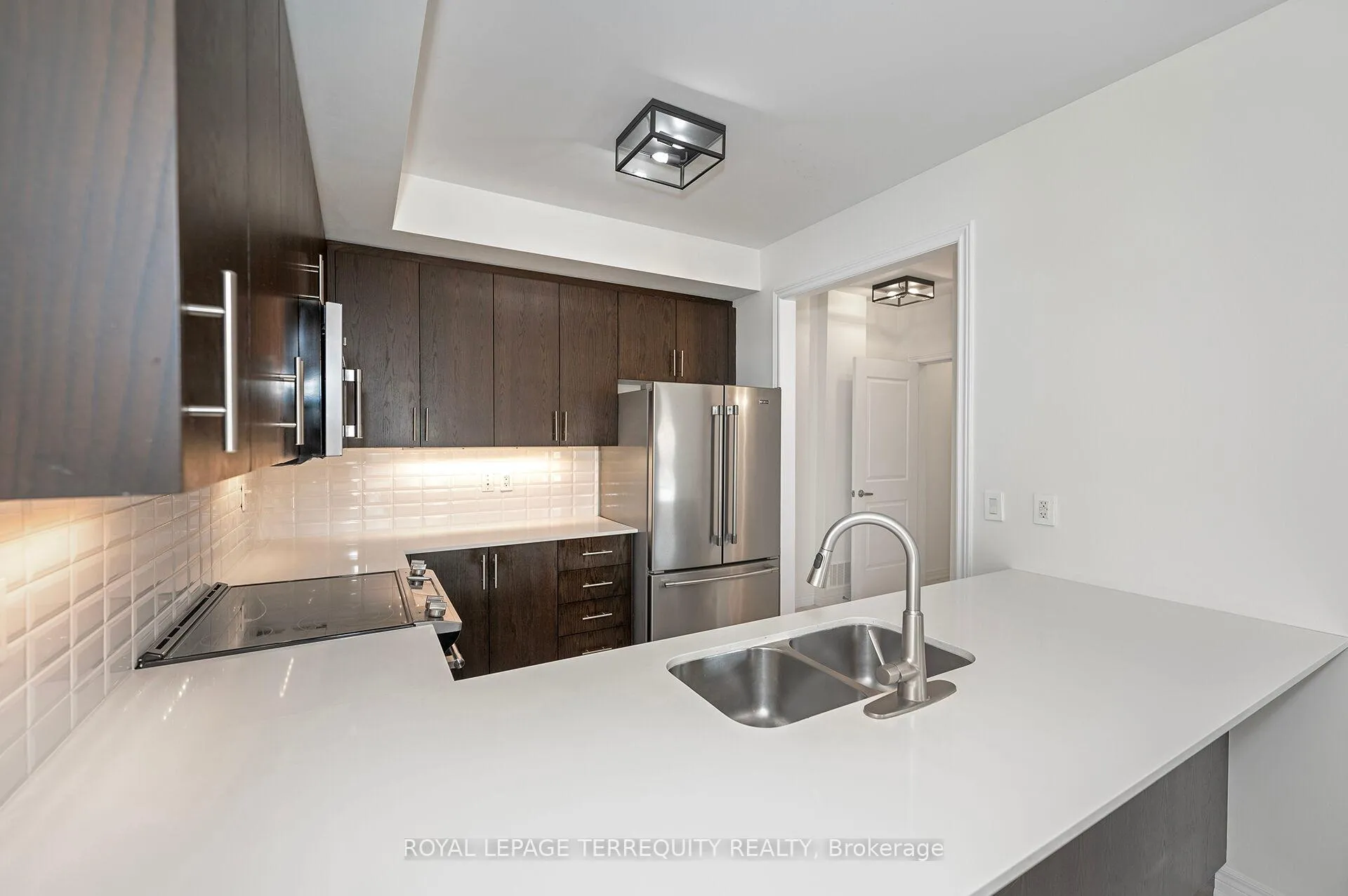 Photo 7 of Unit 3, 125 Kayla Crescent, Vaughan, Maple — HOMEH