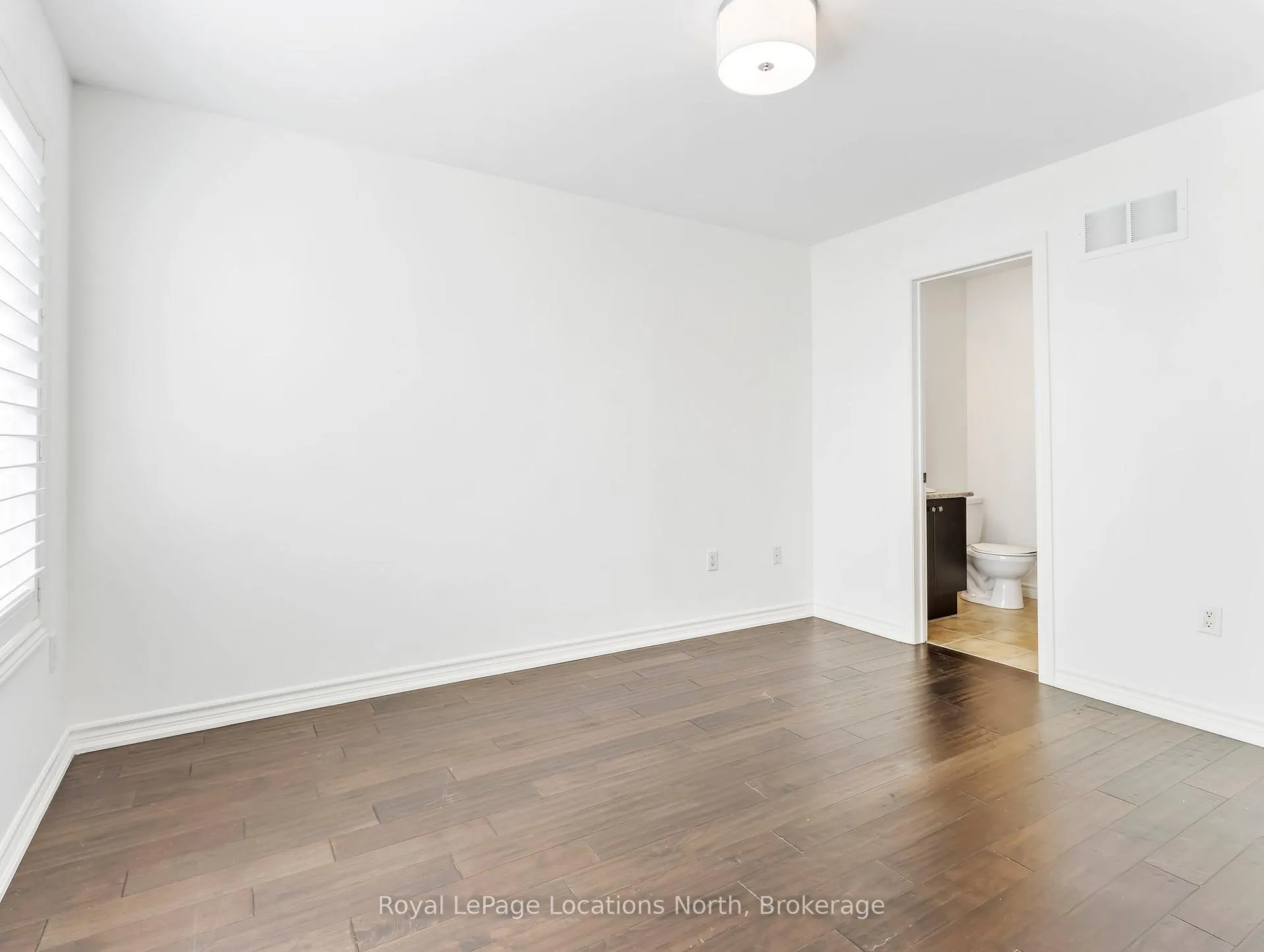 Photo 13 of 50 Joseph Trail, Collingwood — HOMEH