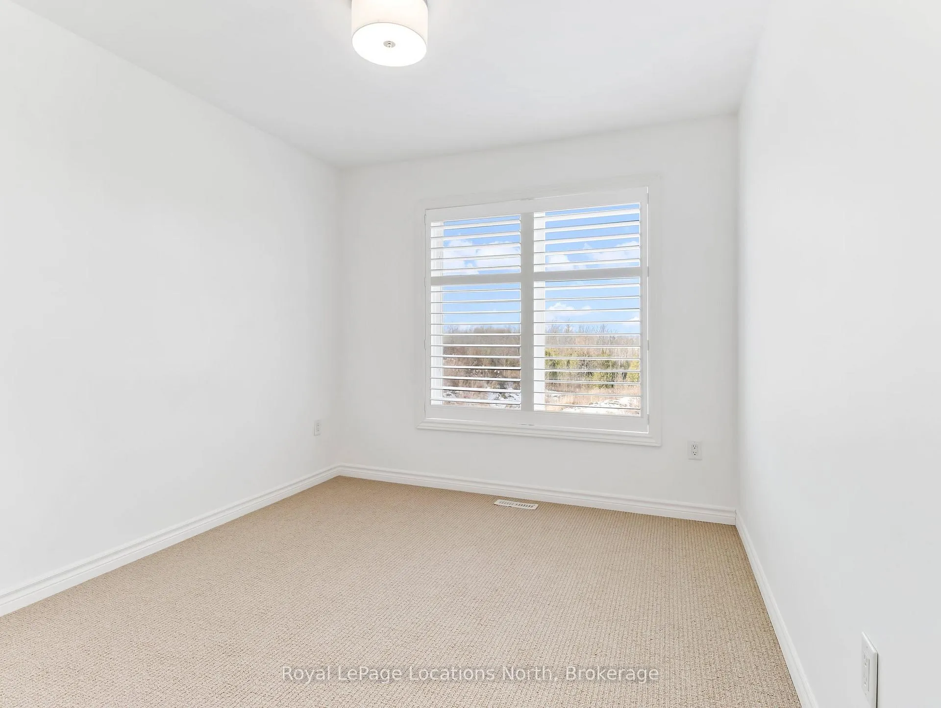 Photo 15 of 50 Joseph Trail, Collingwood — HOMEH