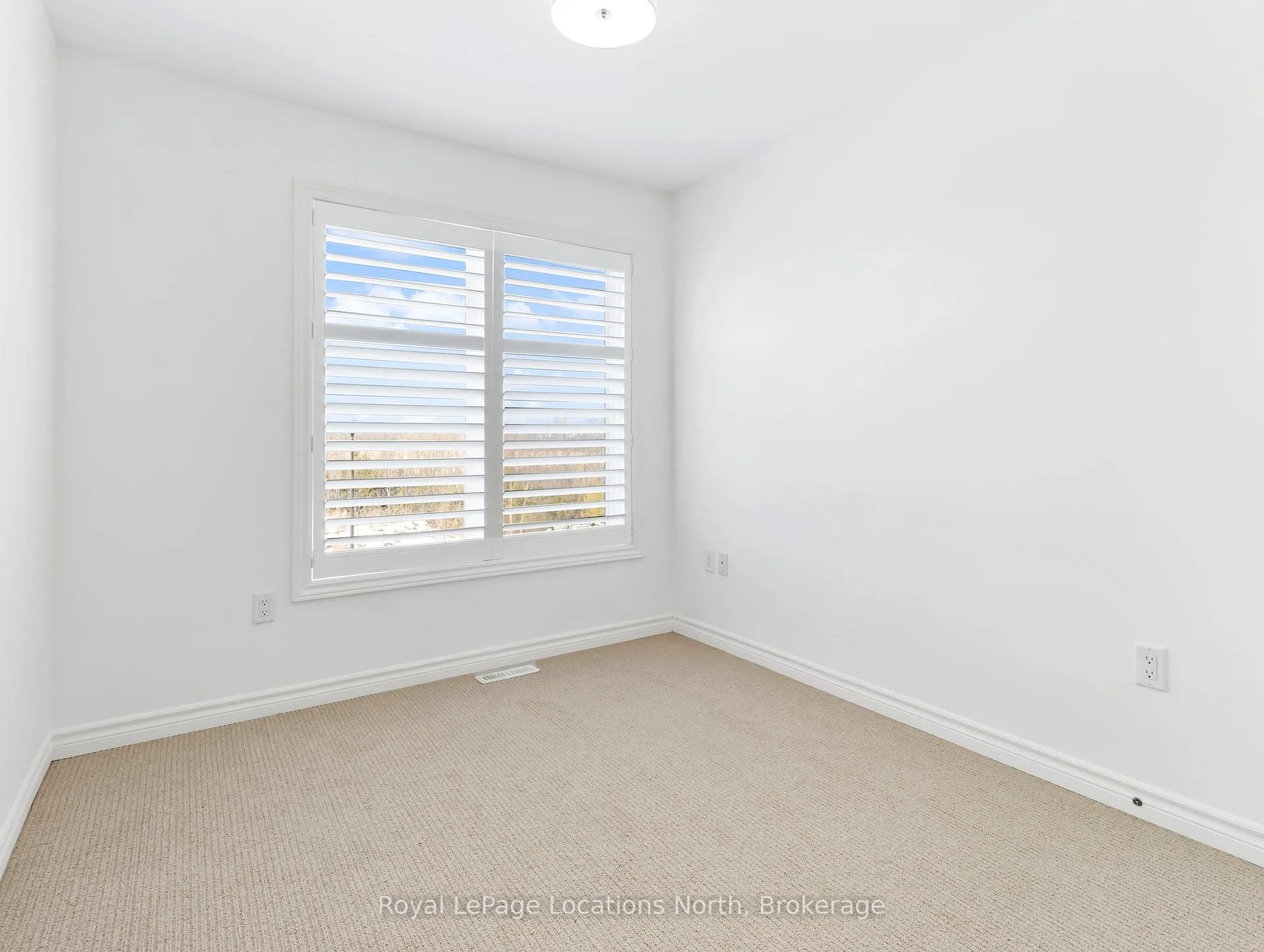 Photo 17 of 50 Joseph Trail, Collingwood — HOMEH