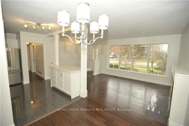 Photo 4 of 608 Green Street E, Whitby, Downtown Whitby — HOMEH
