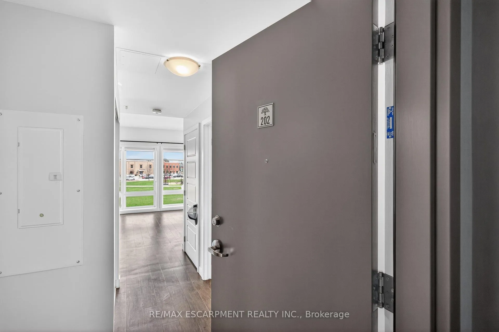 Photo 7 of Unit 202, 175 Commonwealth Street, Kitchener, Larentian West — HOMEH