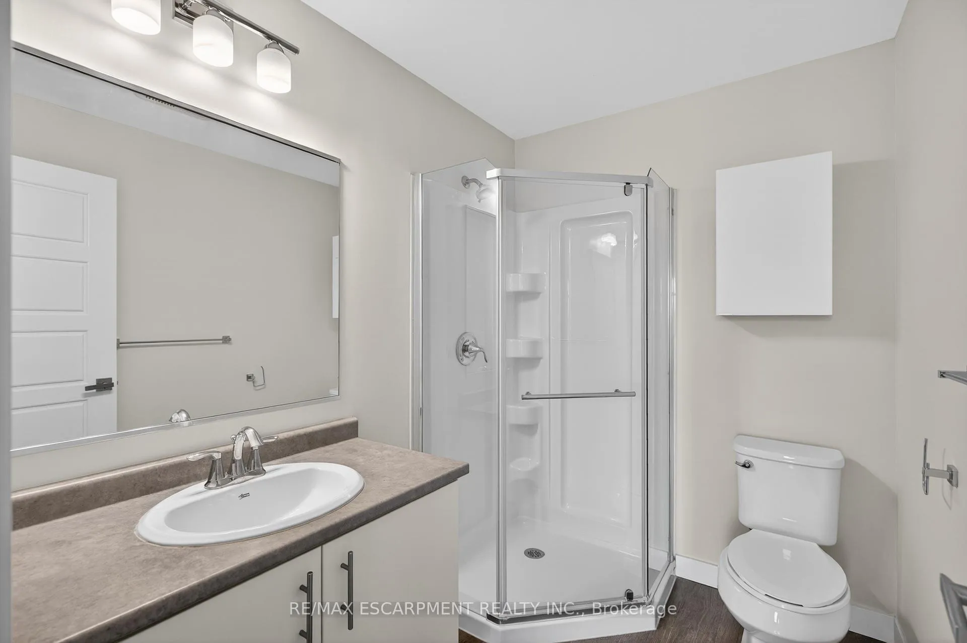 Photo 26 of Unit 202, 175 Commonwealth Street, Kitchener, Larentian West — HOMEH