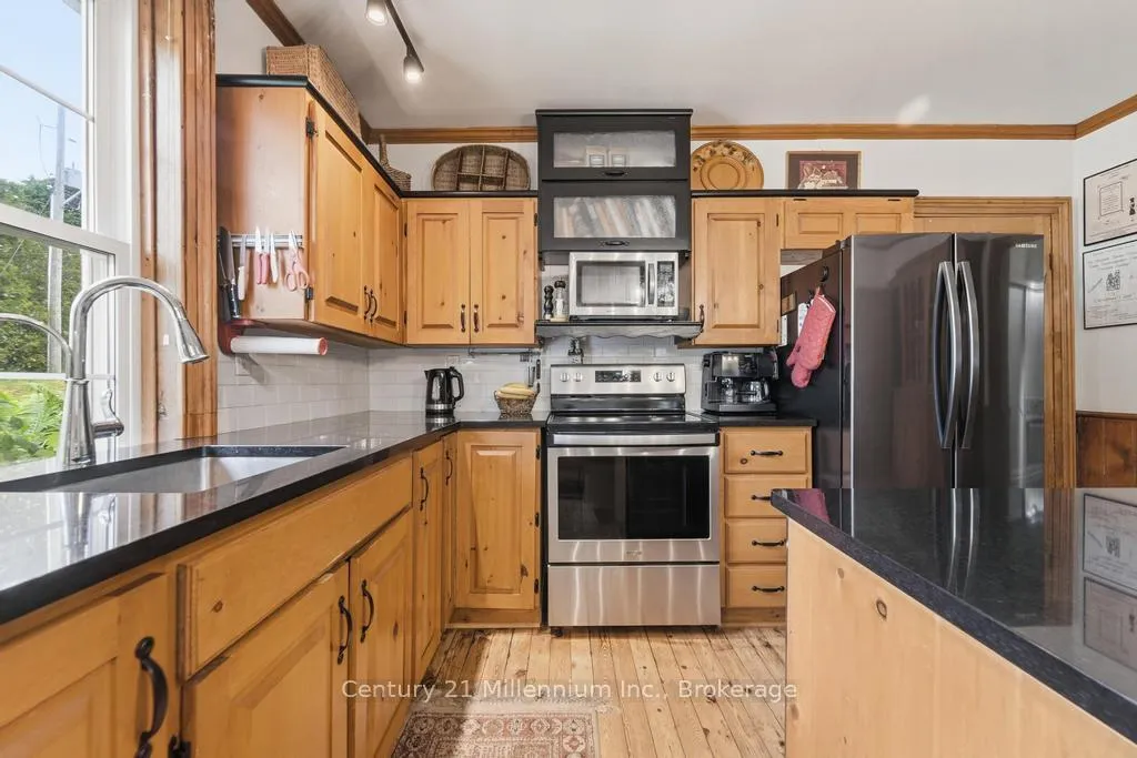 Photo 15 of 1145 Queen Street, Kincardine — HOMEH