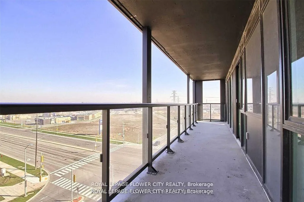 Photo 11 of Unit B804, 3200 Dakota Common, Burlington, Alton — HOMEH