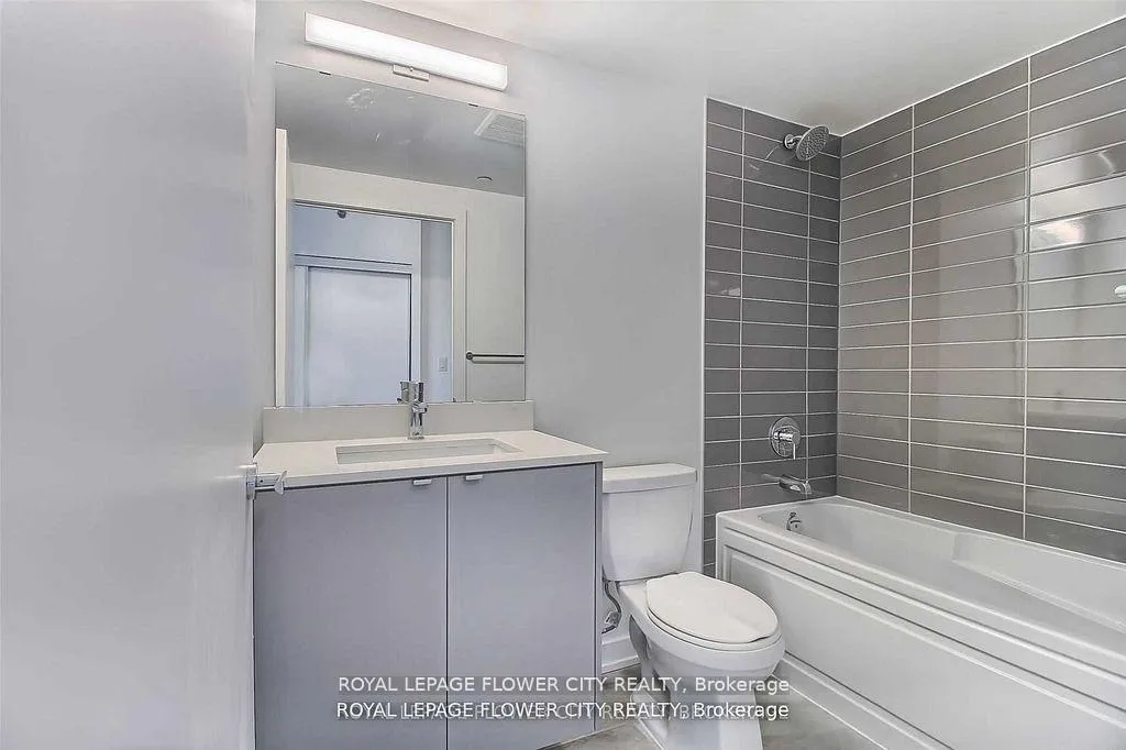 Photo 25 of Unit B804, 3200 Dakota Common, Burlington, Alton — HOMEH