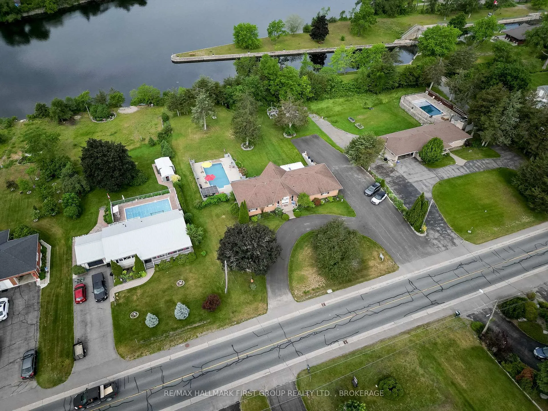 Photo 49 of 195 Riverside Parkway, Quinte West, Frankford Ward — HOMEH