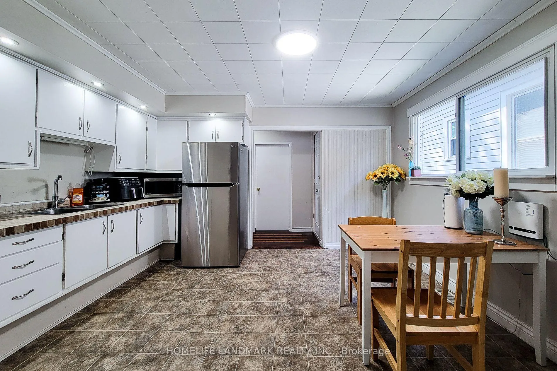 Photo 4 of 242 Bowman Street, Hamilton, Ainslie Wood — HOMEH