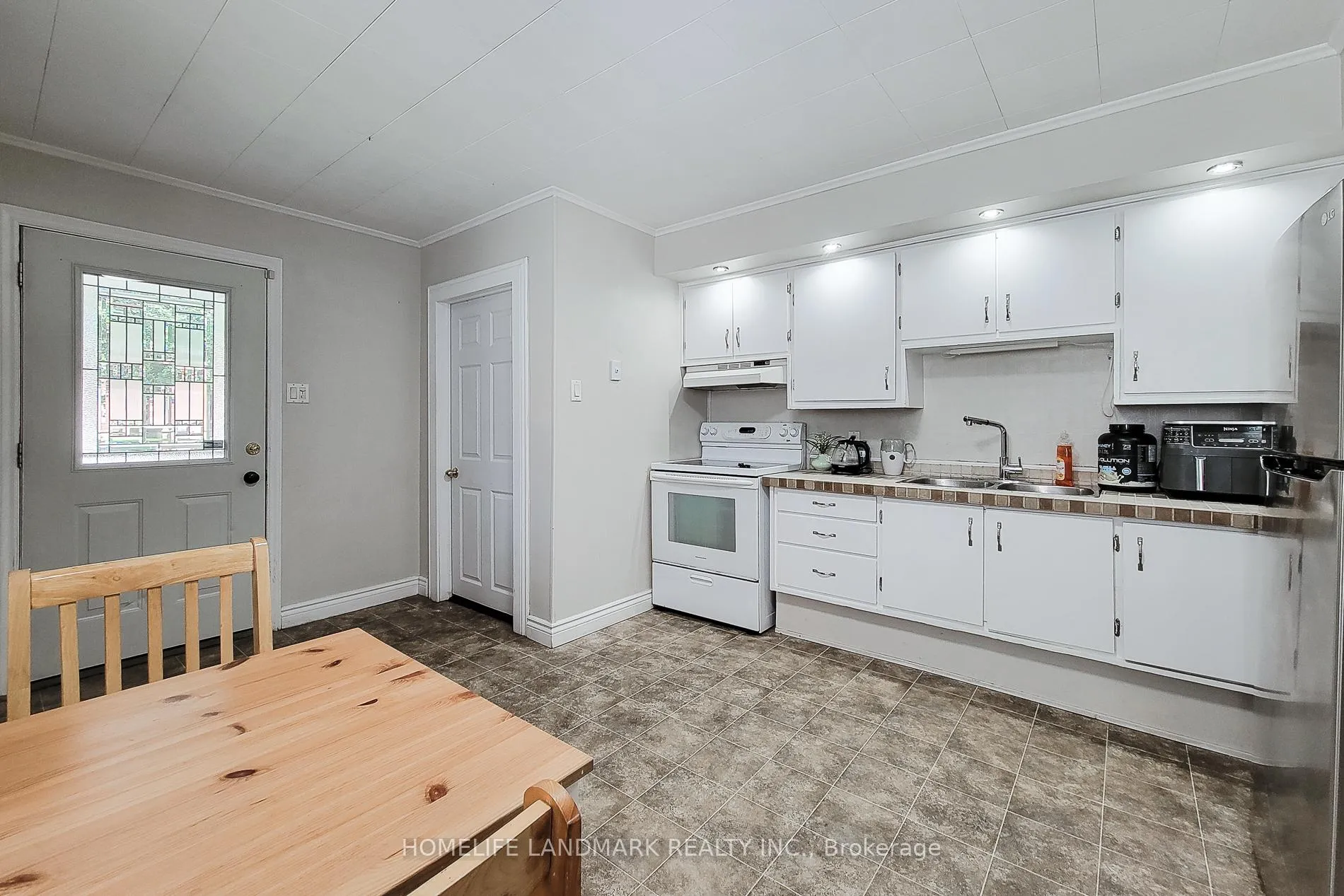 Photo 6 of 242 Bowman Street, Hamilton, Ainslie Wood — HOMEH