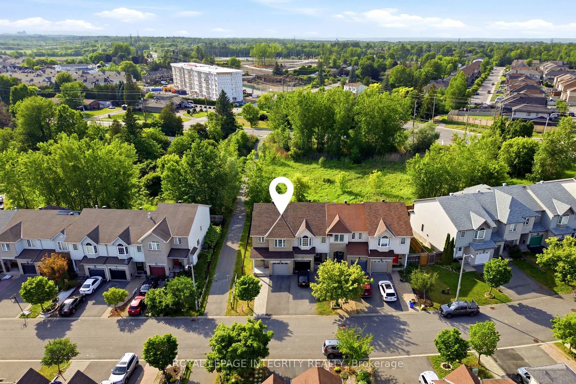 Photo 3 of 354 Rolling Meadow Crescent, Ottawa, Mer Bleue/Bradley Estates/Anderson Park — HOMEH