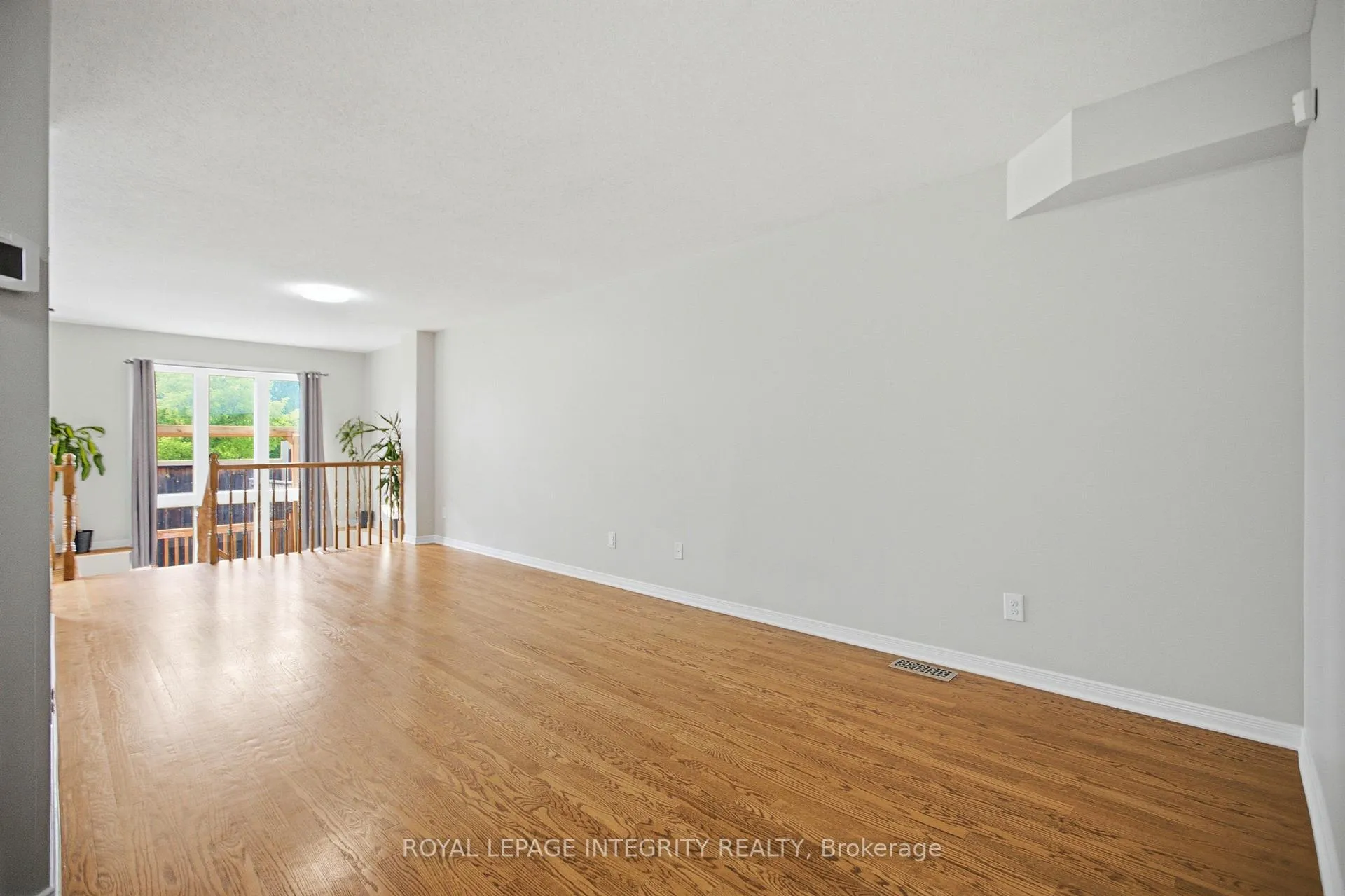 Photo 6 of 354 Rolling Meadow Crescent, Ottawa, Mer Bleue/Bradley Estates/Anderson Park — HOMEH