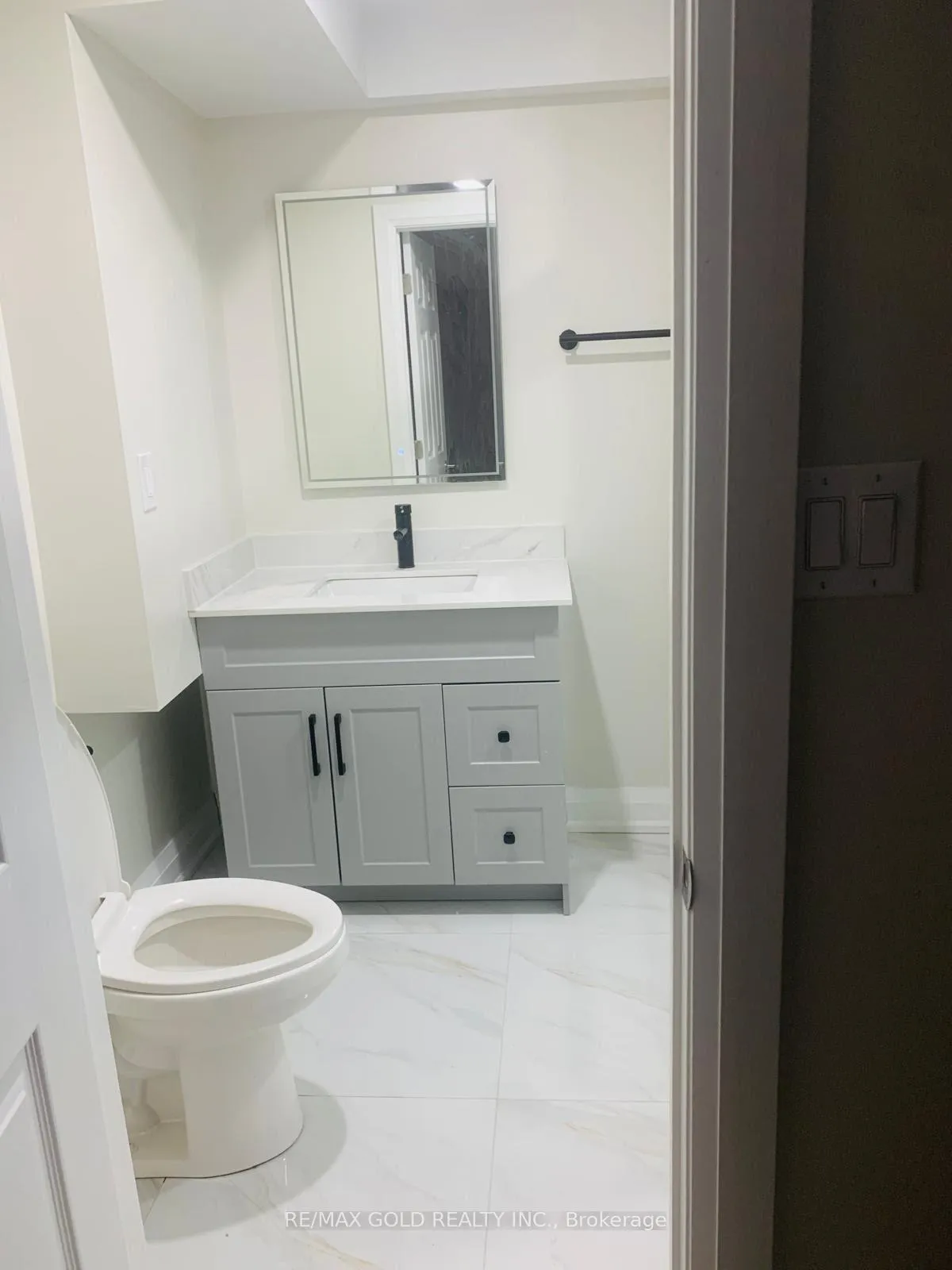 Photo 5 of 163 Bradshaw Road, Hamilton, Stoney Creek Mountain — HOMEH