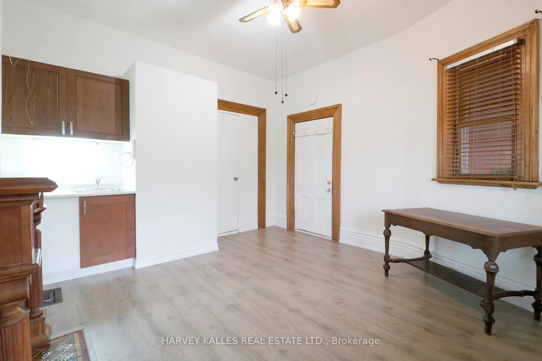 Photo 3 of Unit 1, 39 Macdonell Avenue, Toronto, Roncesvalles — HOMEH